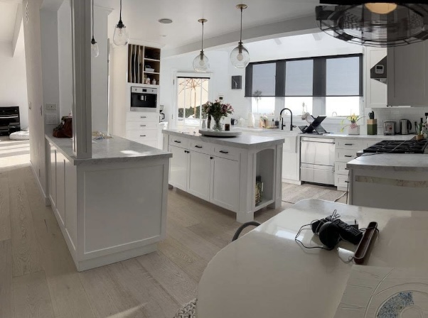 Furniture Finishing/Custom Finish Service | Los Angeles, CA's image