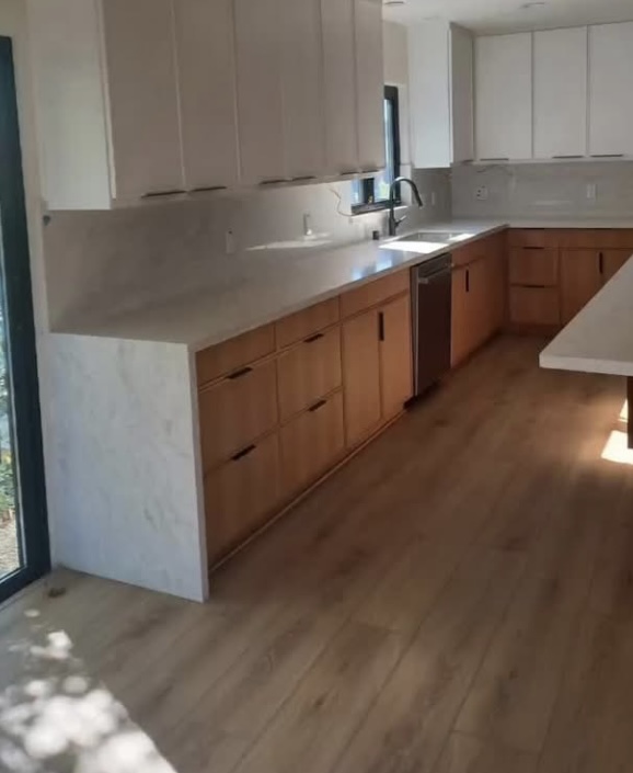 Furniture Finishing/Custom Finish Service | Los Angeles, CA's image