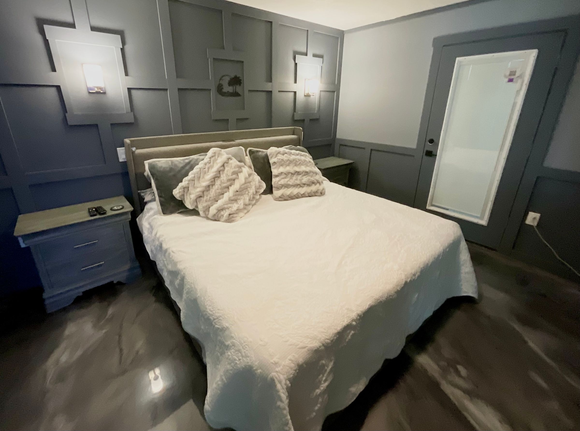 The Blue Lagoon Mstr Bdrm