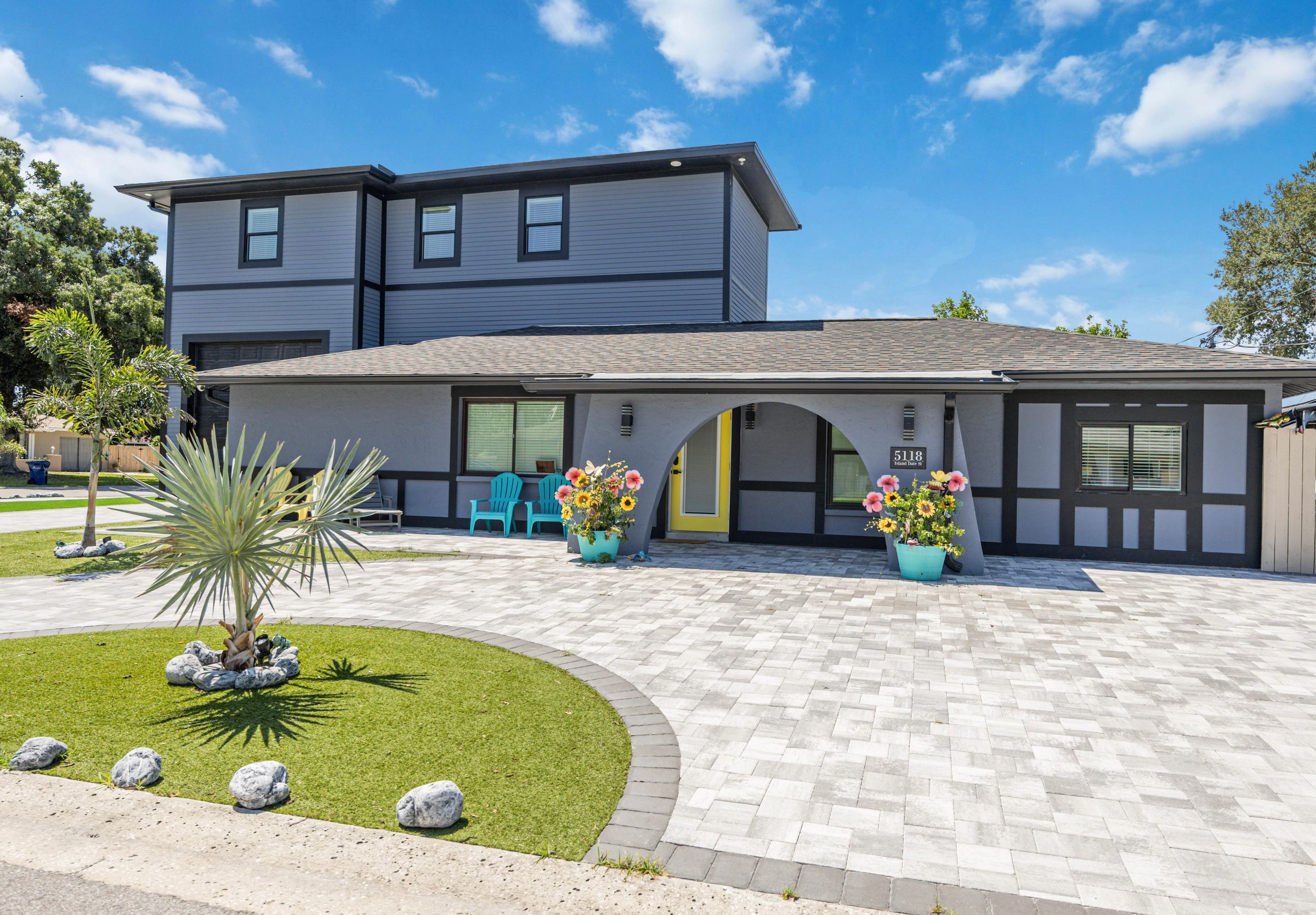 Blue Lagoon SRQ Resort