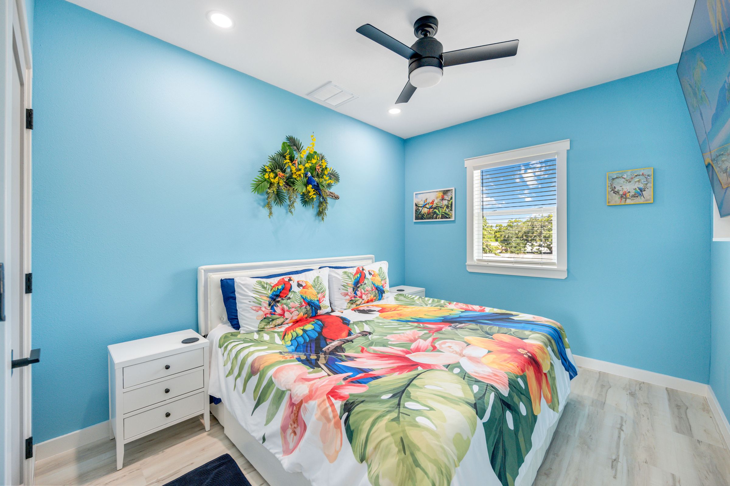 The Parrot Tiki Bdrm