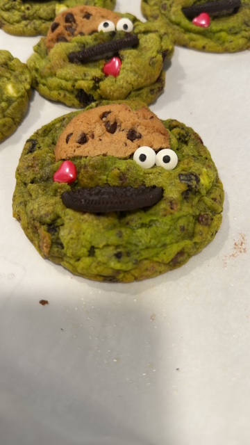 Grinch Cookie Monster