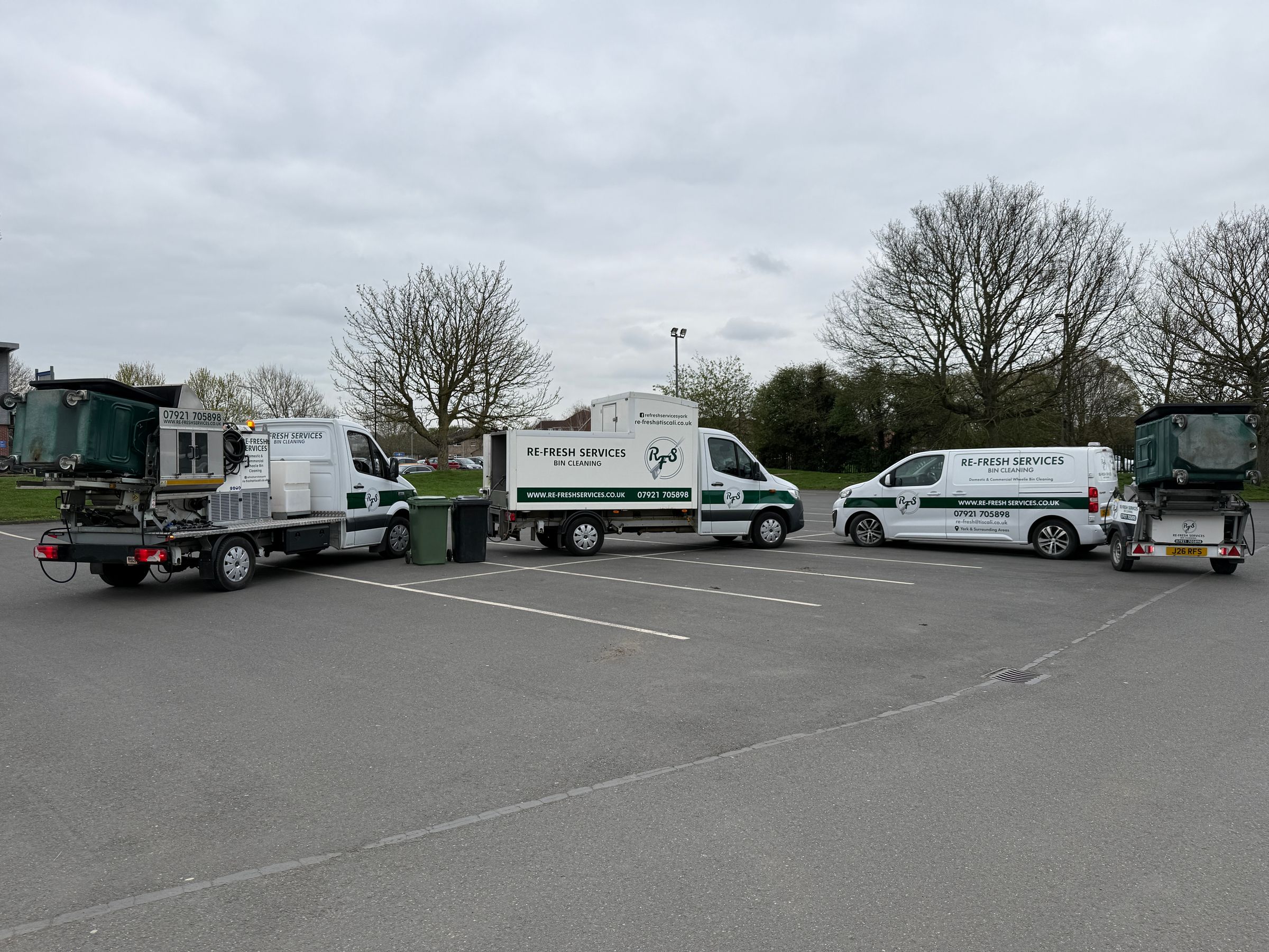 RE-FRESH SERVICES's image