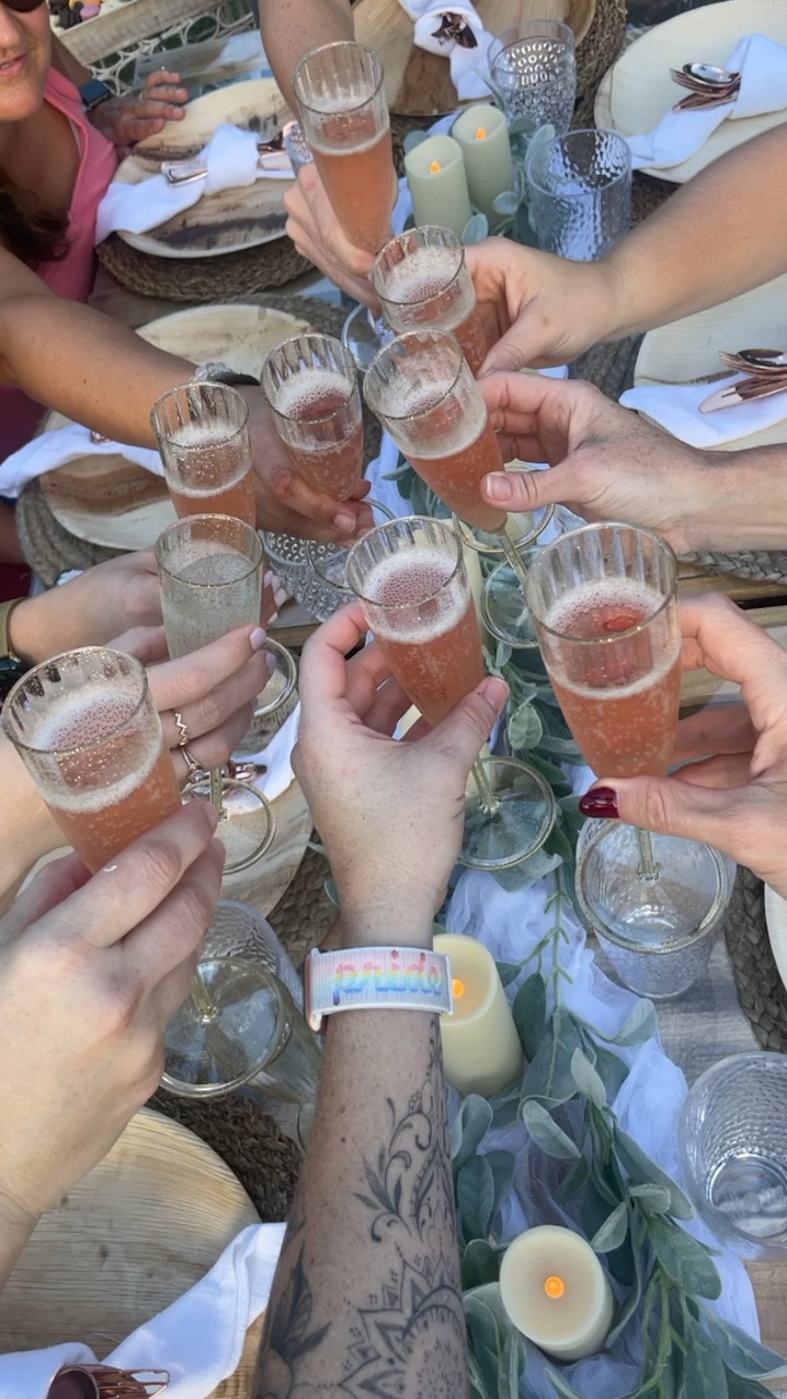 Hoppy Occasions | Luxury Picnic & Beach Event Setup's image