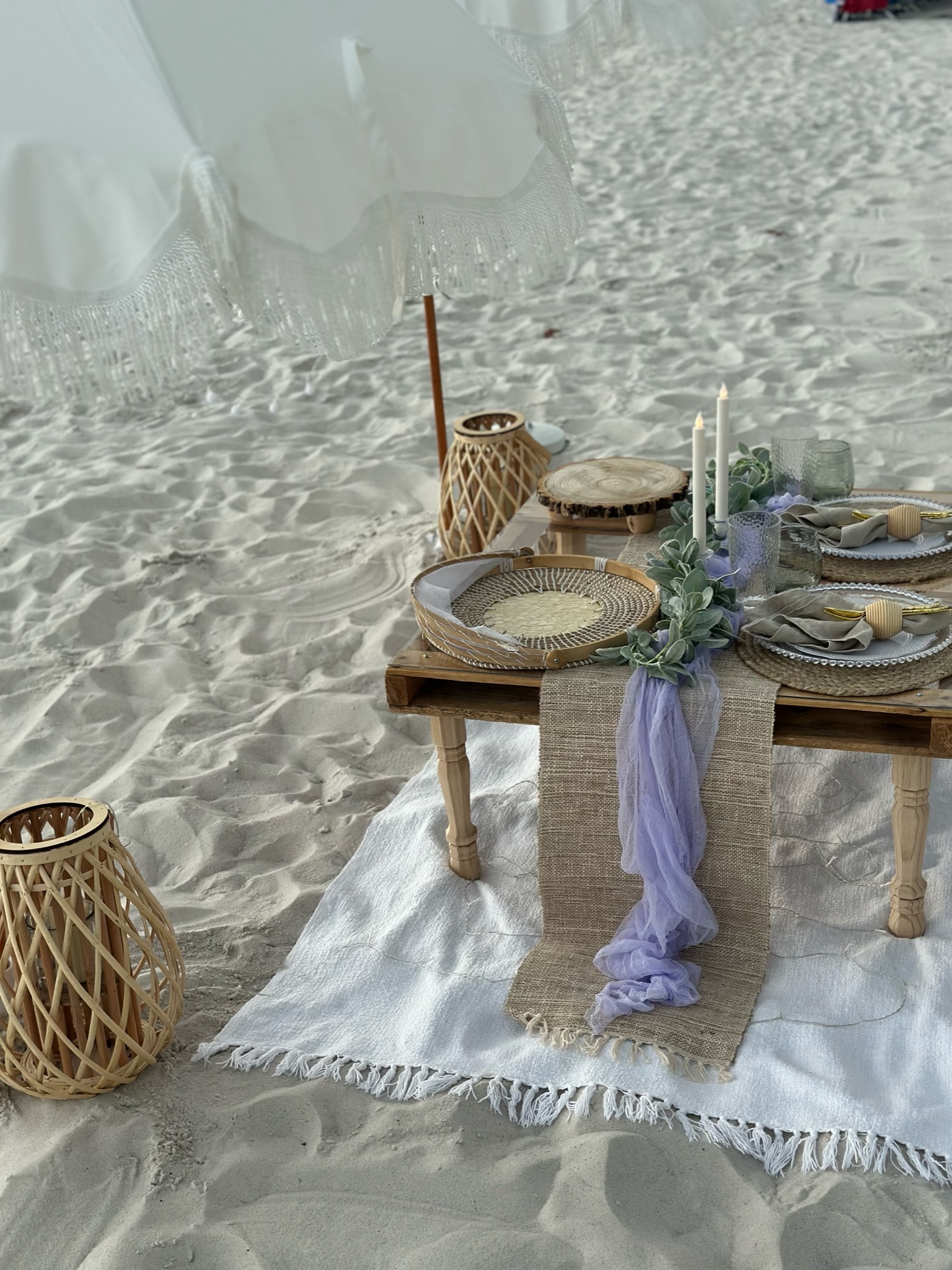 Hoppy Occasions | Luxury Picnic & Beach Event Setup's image