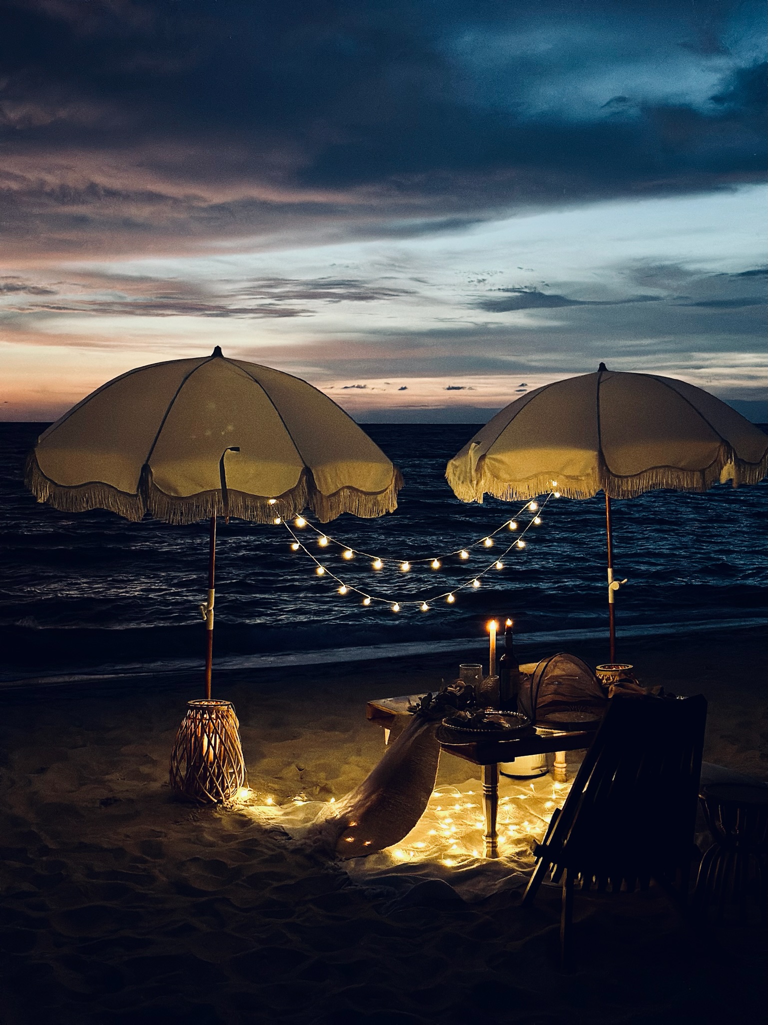 Hoppy Occasions | Luxury Picnic & Beach Event Setup's image