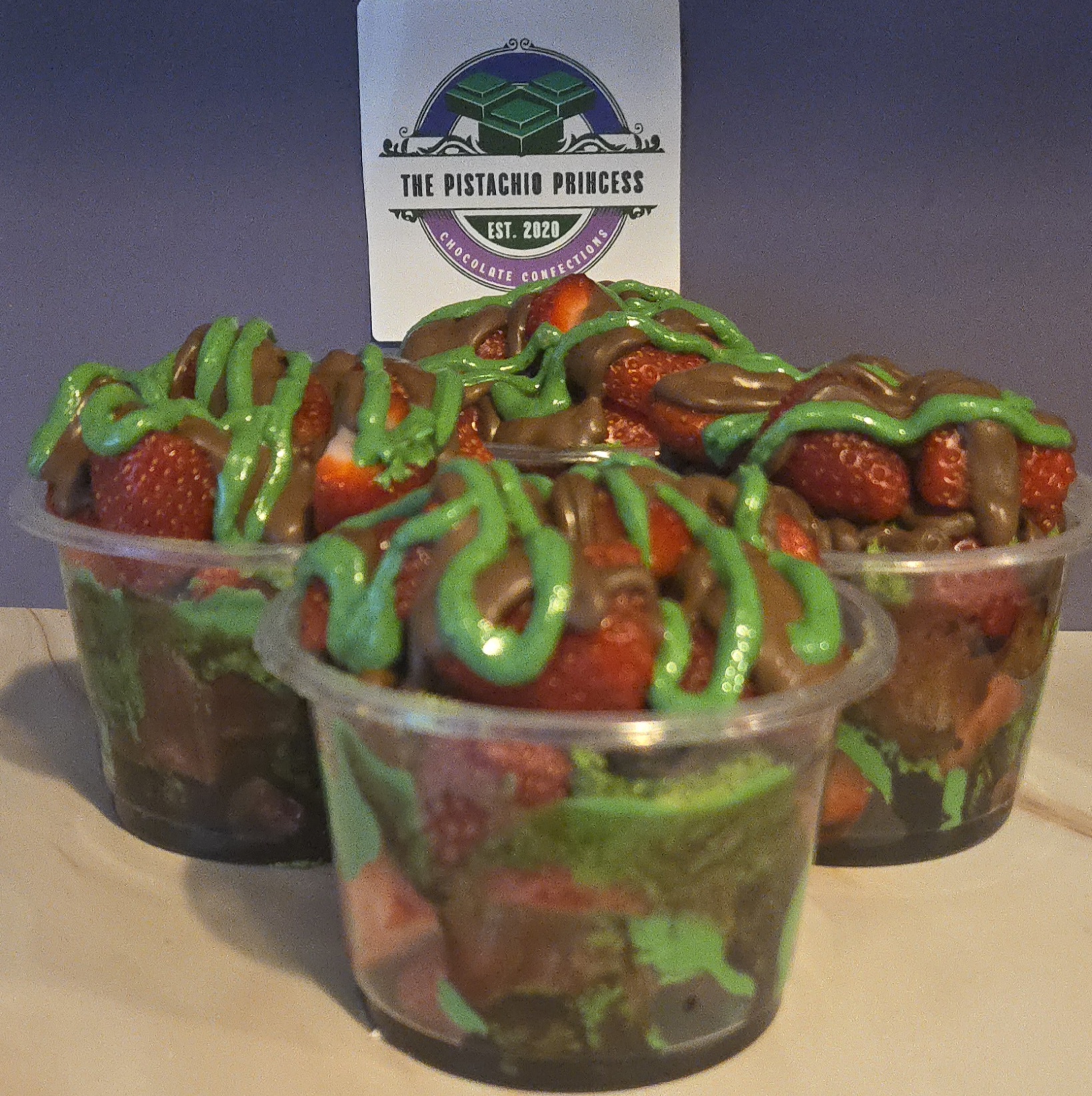 Dubai Strawberry Sundae