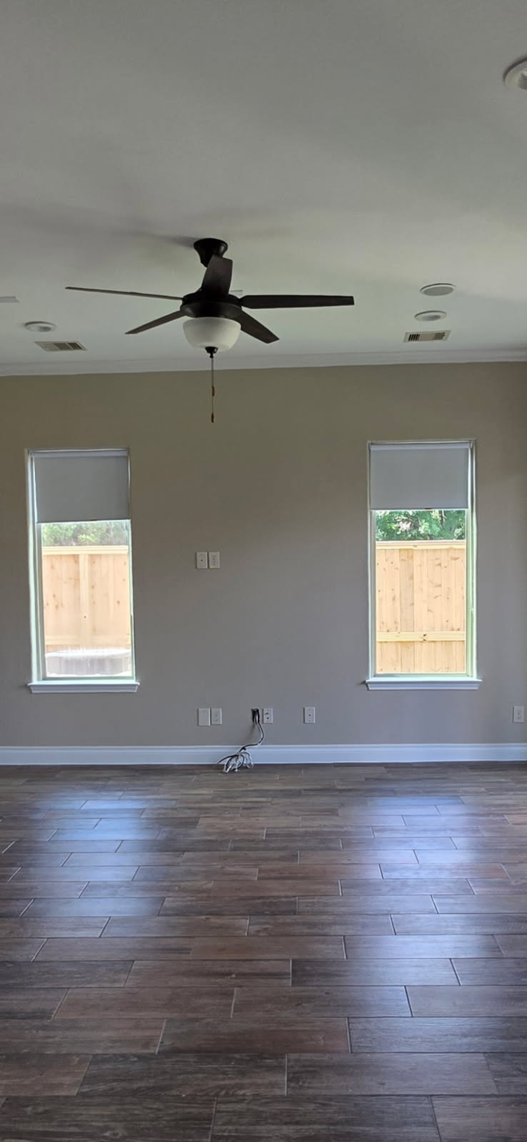 Fireplace 2 (Before)