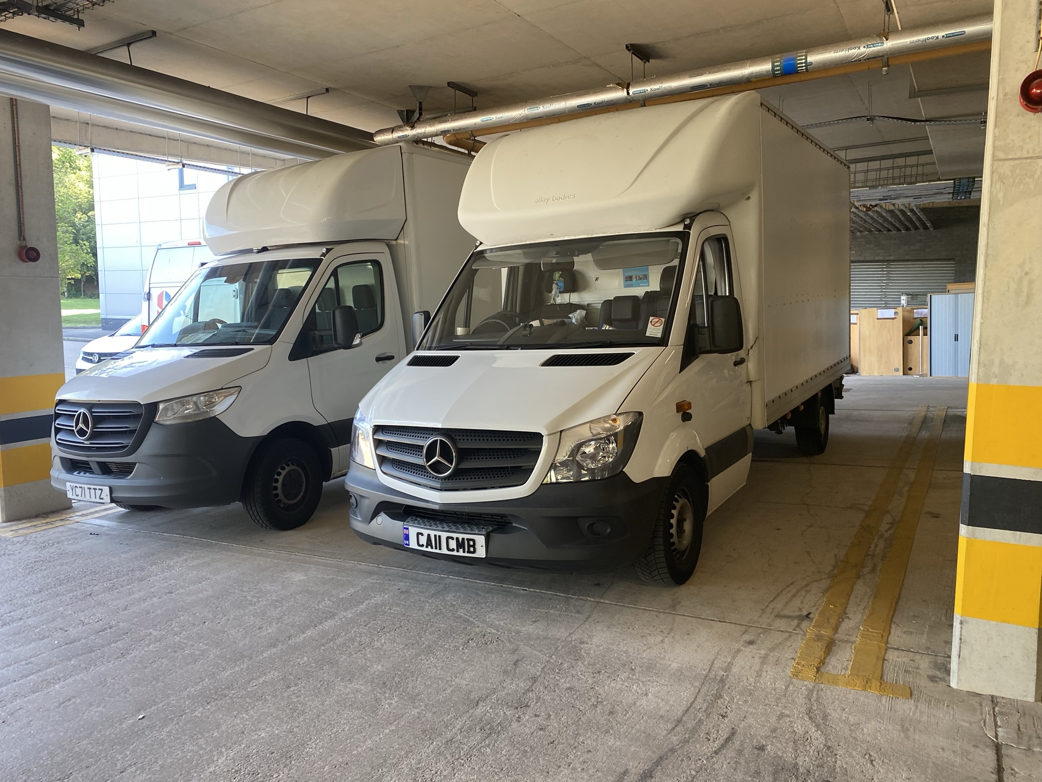office move removals man with van