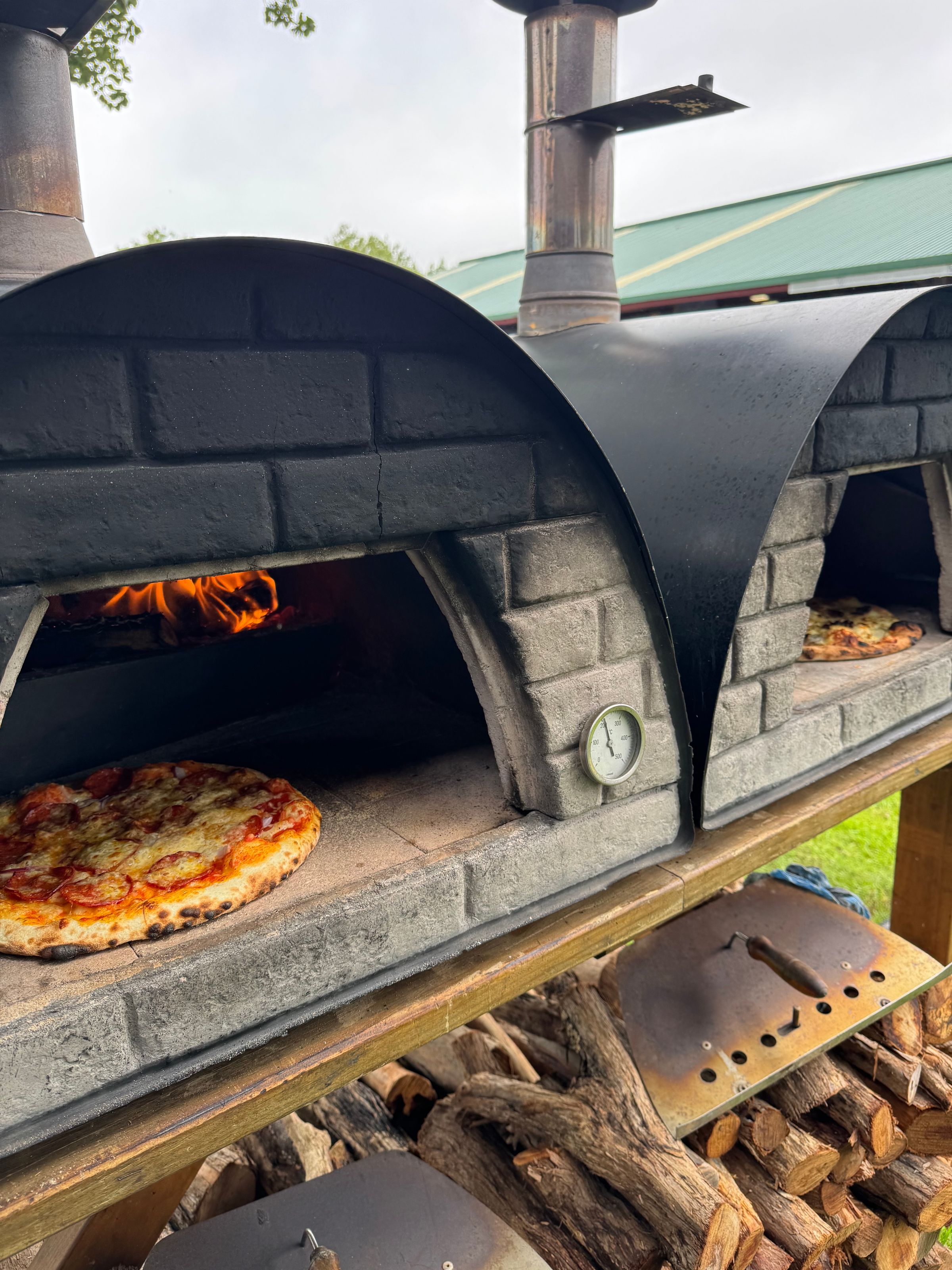 Camion, Vintage Wood-Fired Pizza Truck, New Zealand Catering's image