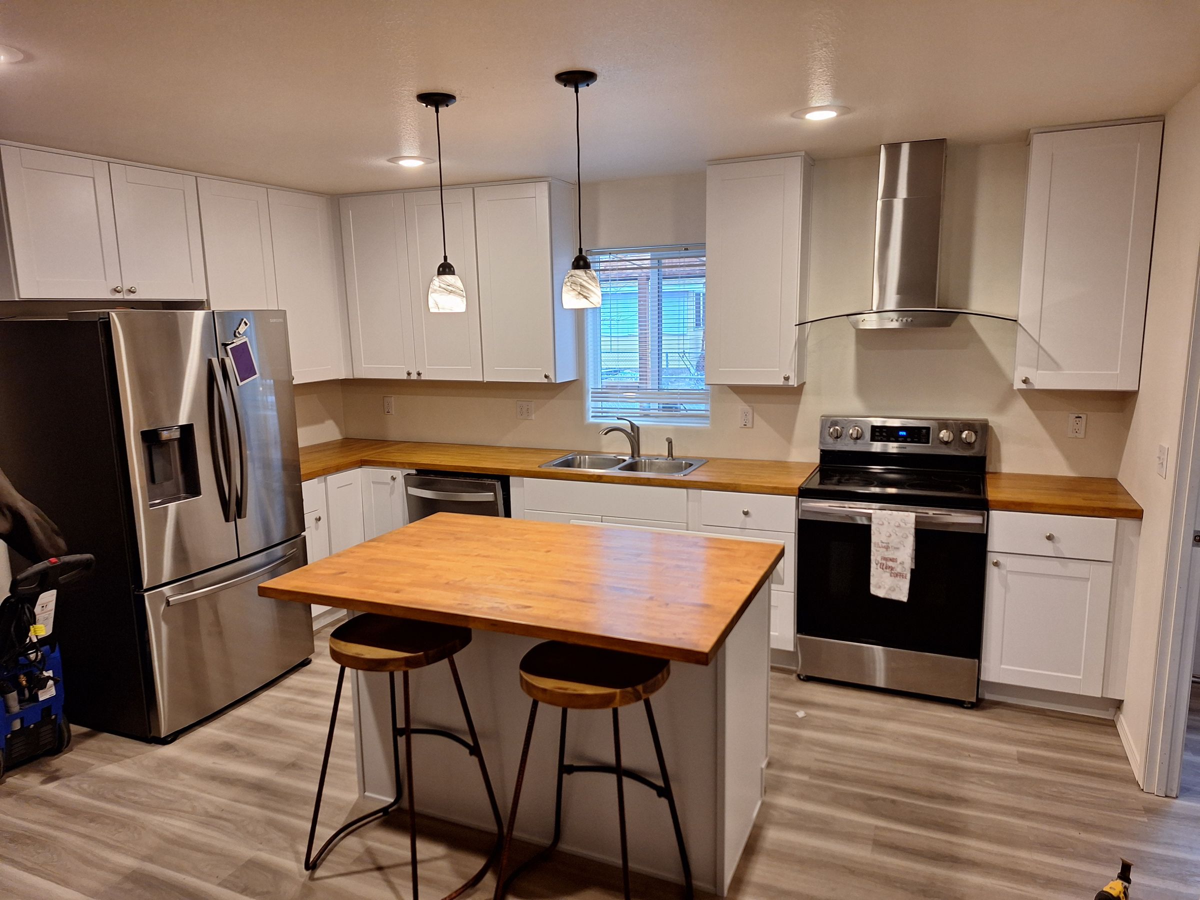 Golden Builders Contracting llc's image