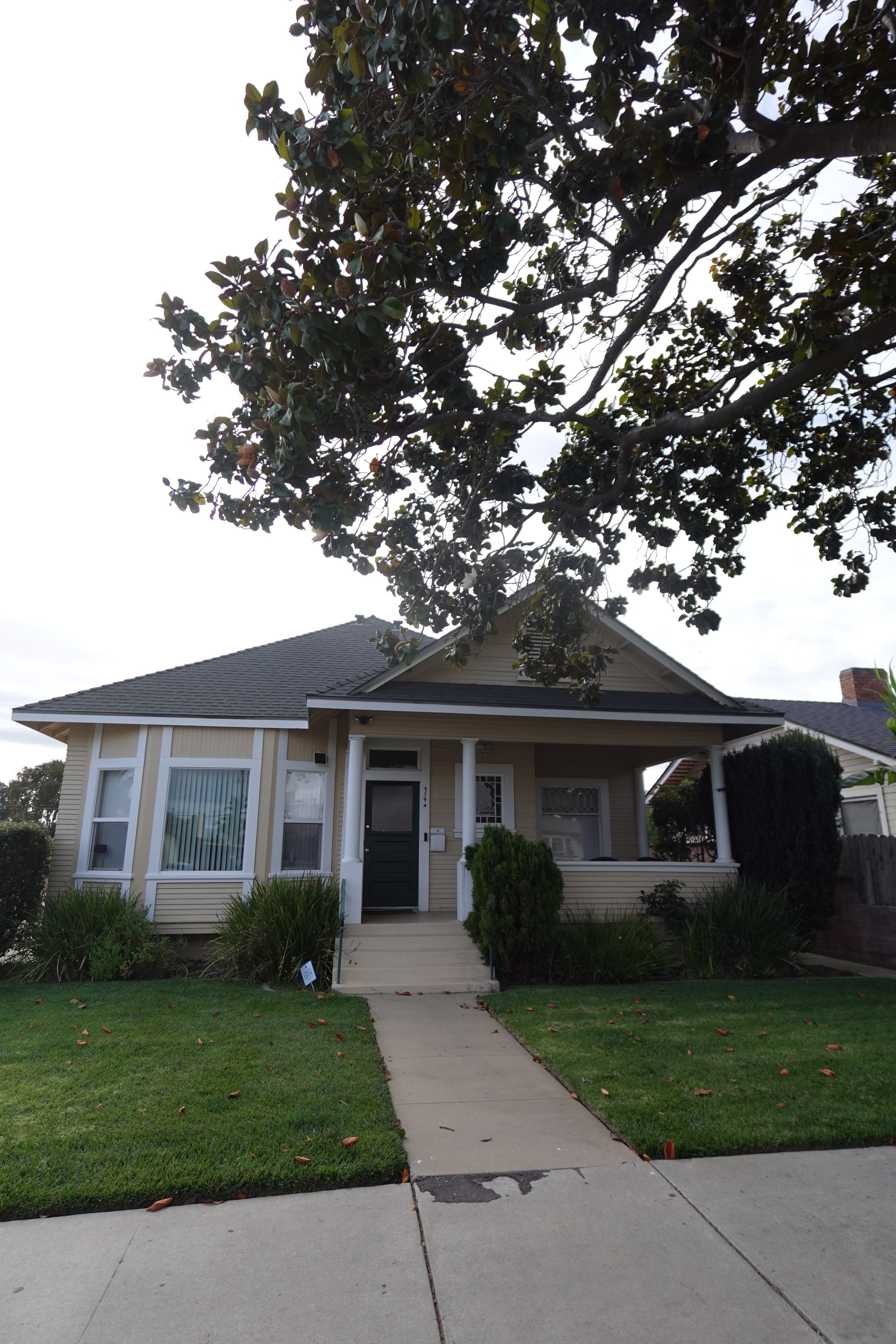 Santa Maria Estate (ext)