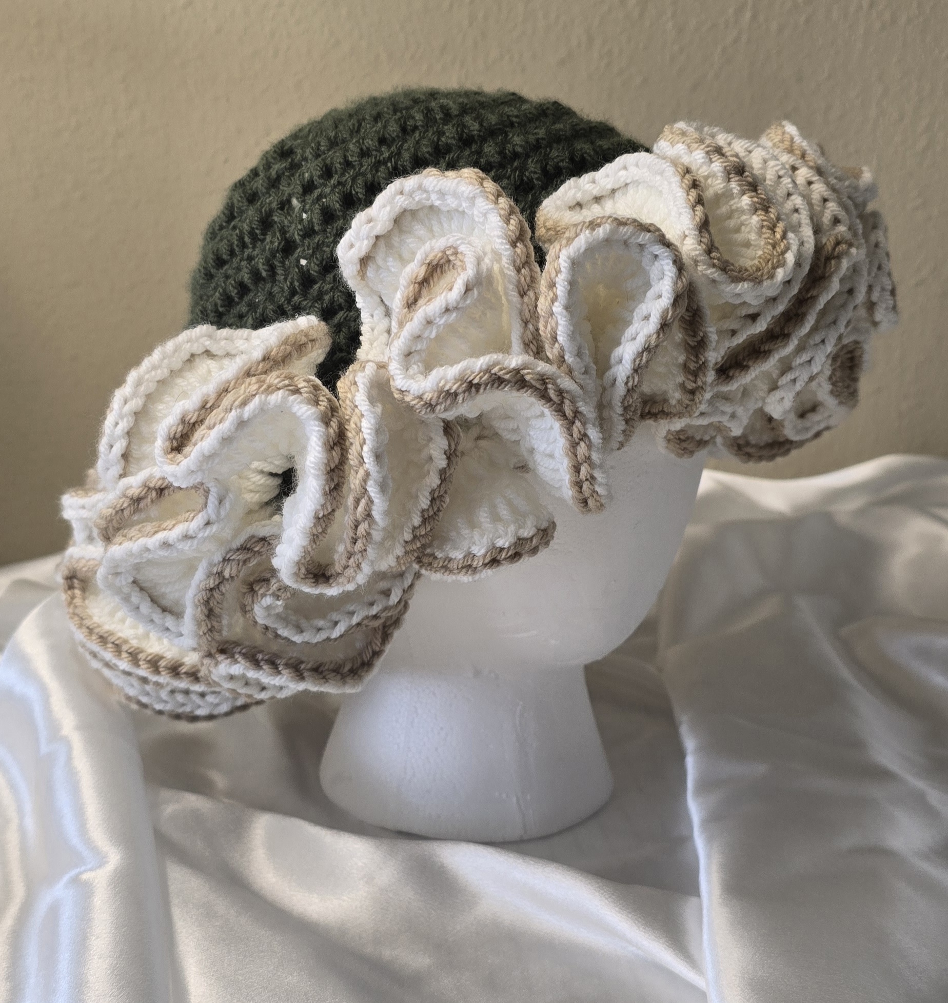 Ruffle Hat