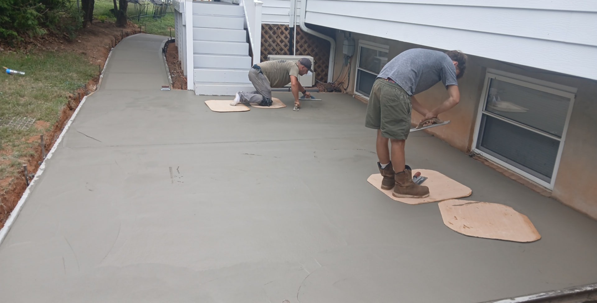 Sidewalk + Patio Finishing