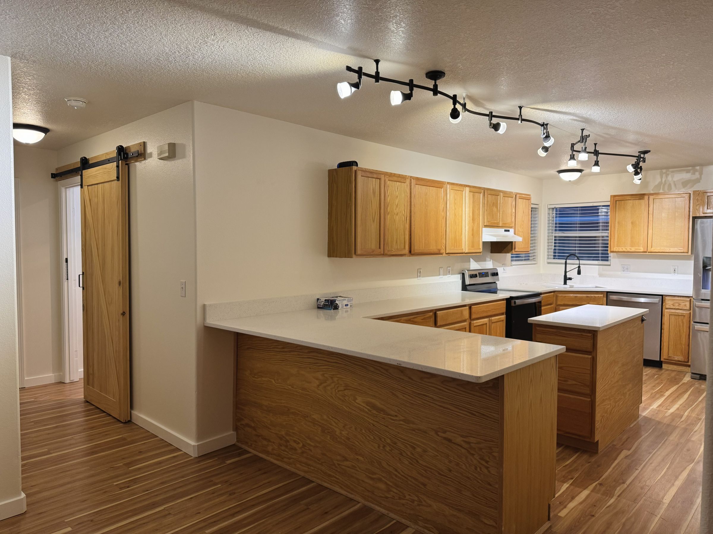 DRIPLESS PAINTING's image