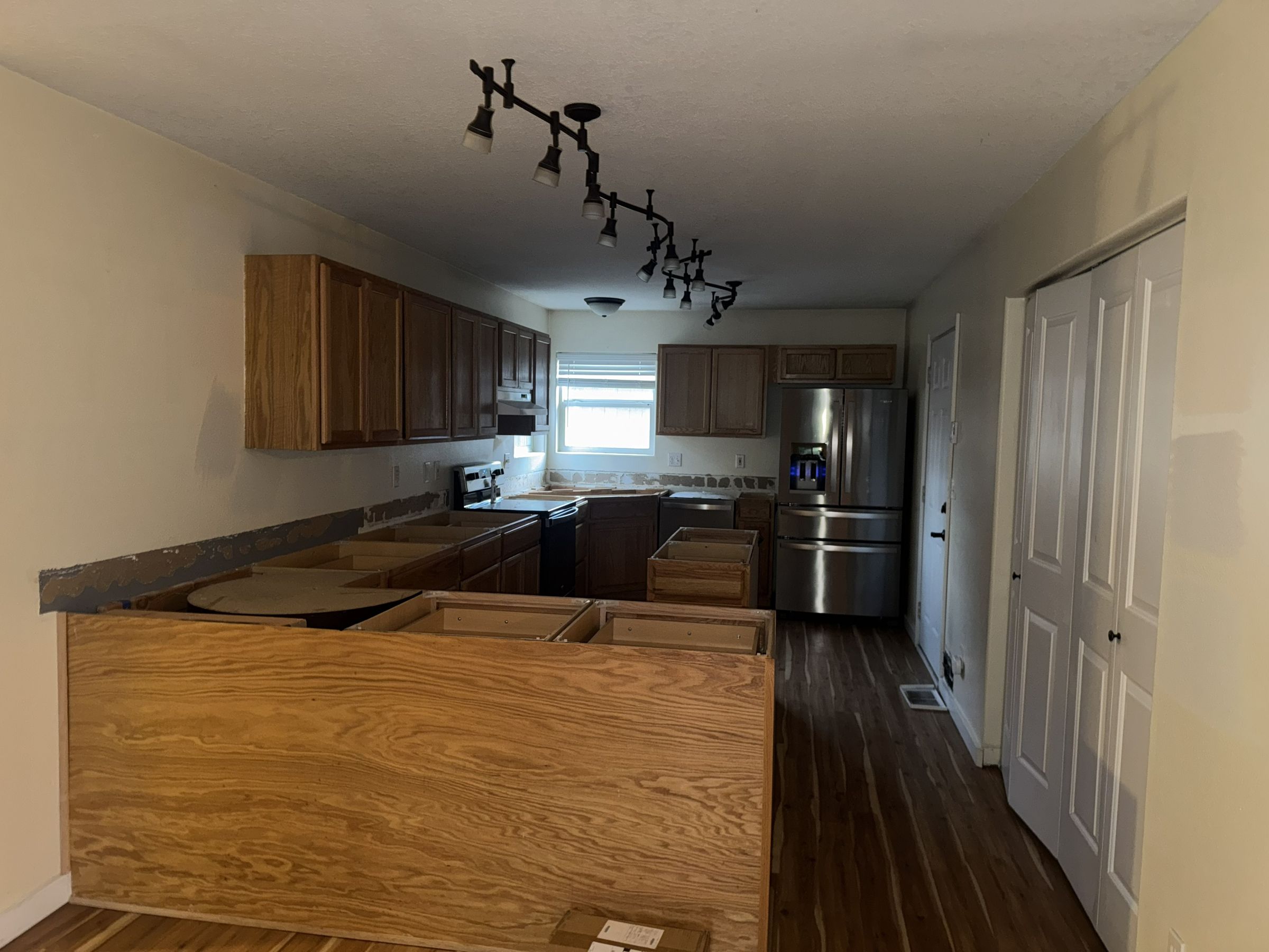 DRIPLESS PAINTING's image