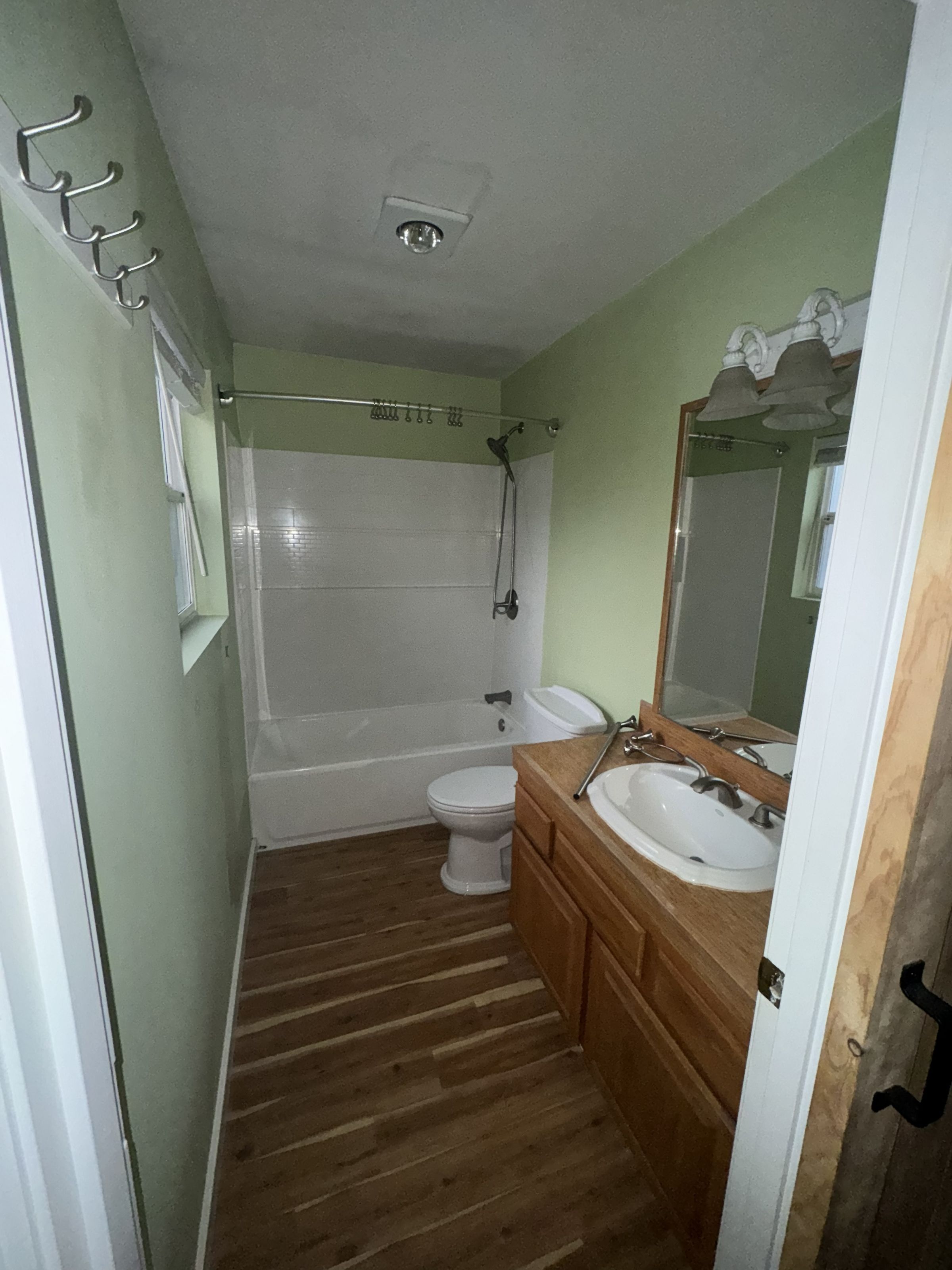 DRIPLESS PAINTING's image