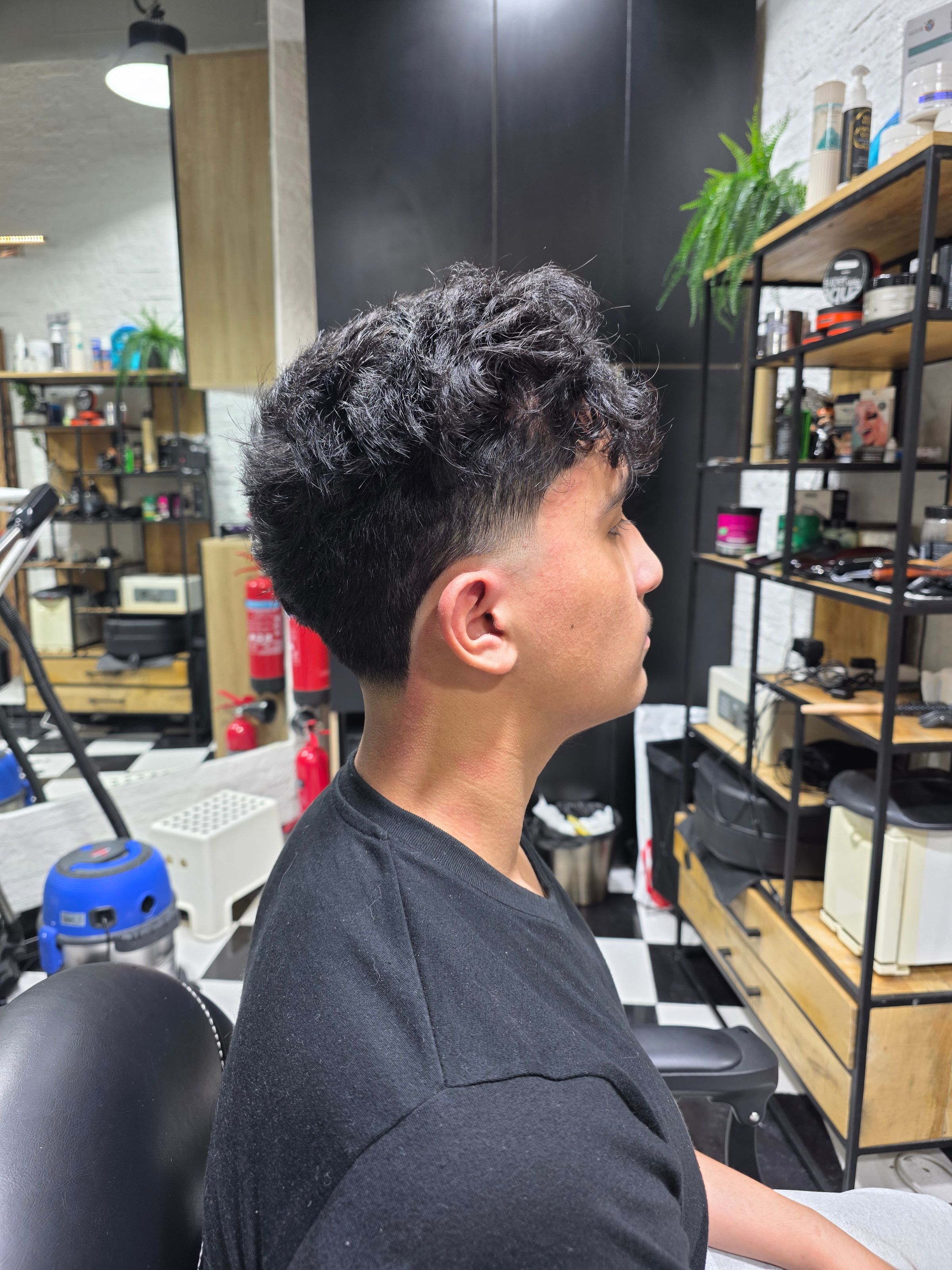 Harleys Gents Salon - Springs Souk's image