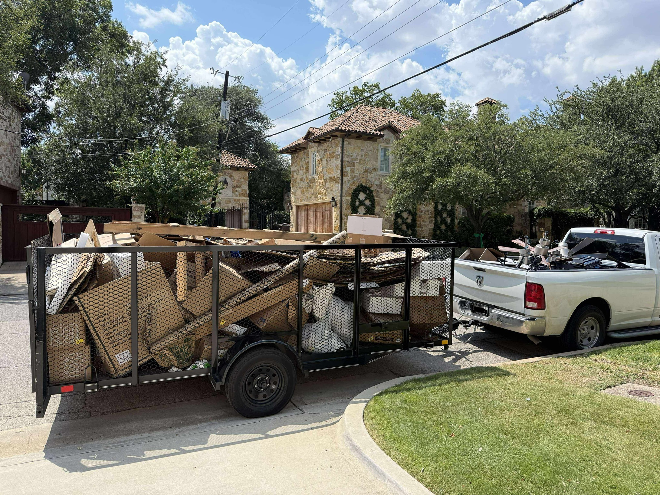 Colossal Removal & Recycling's image