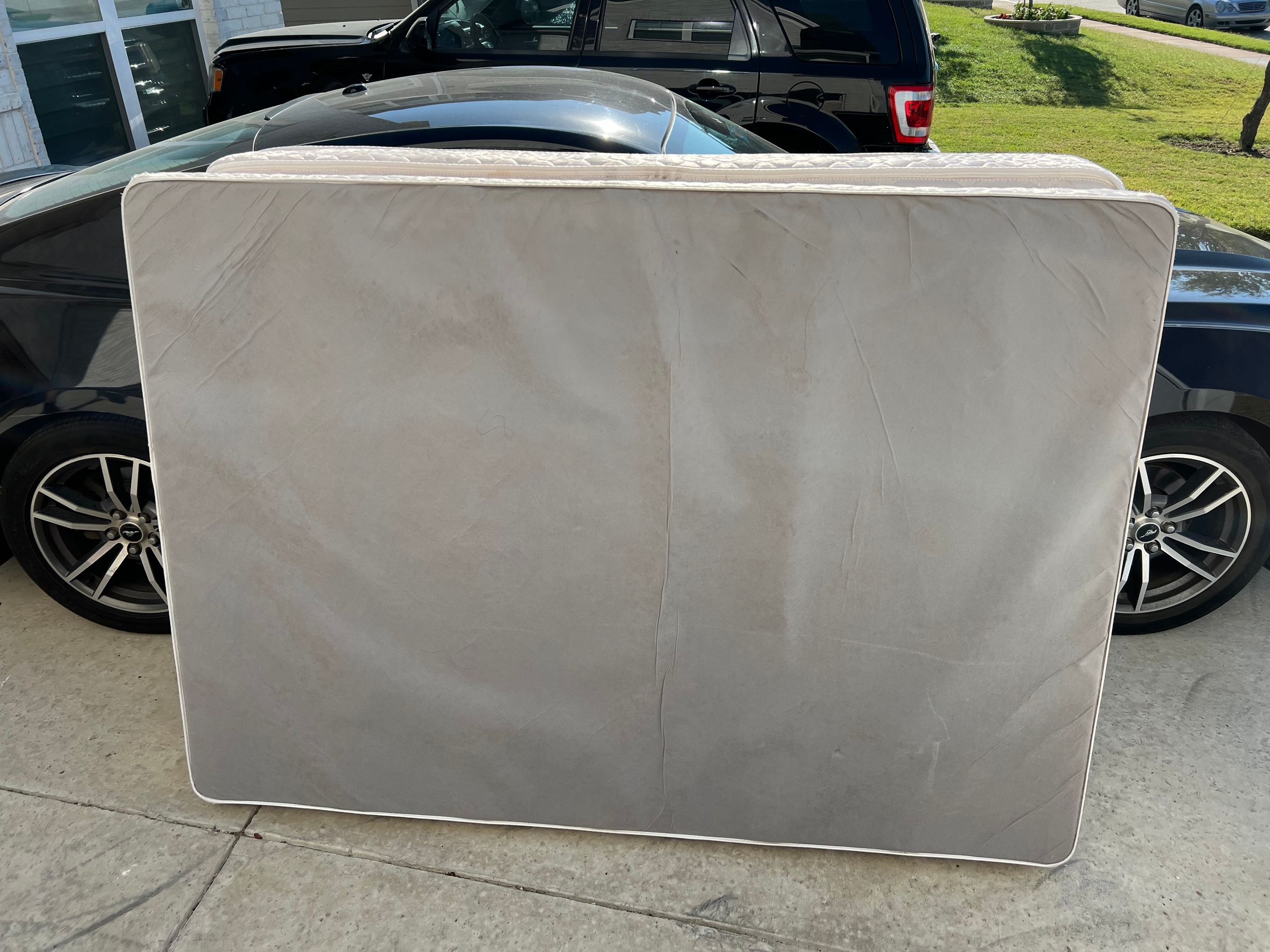 Colossal Removal & Recycling's image