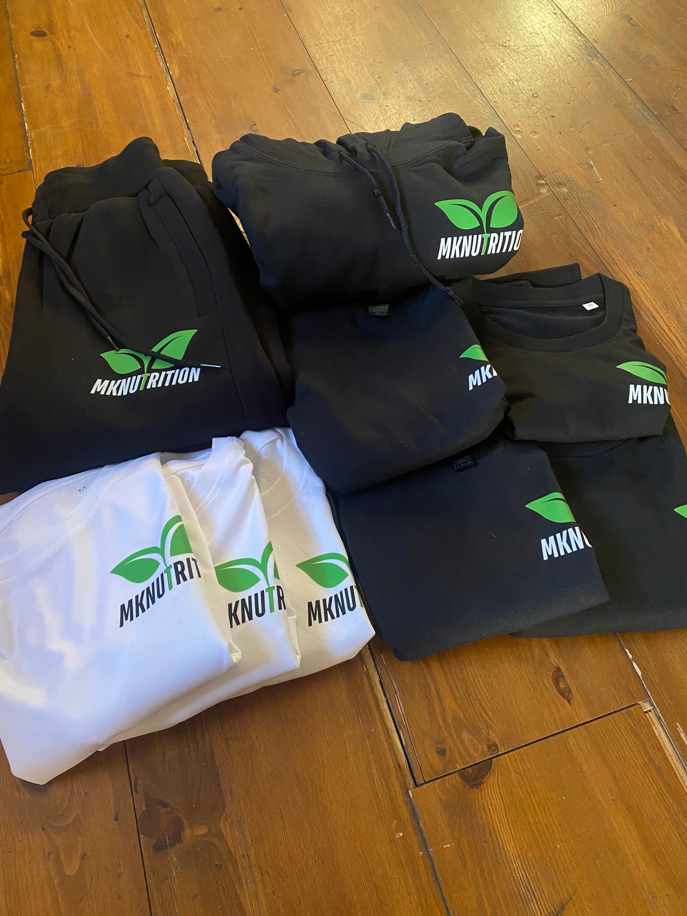 TRENDYGARMS INK's image