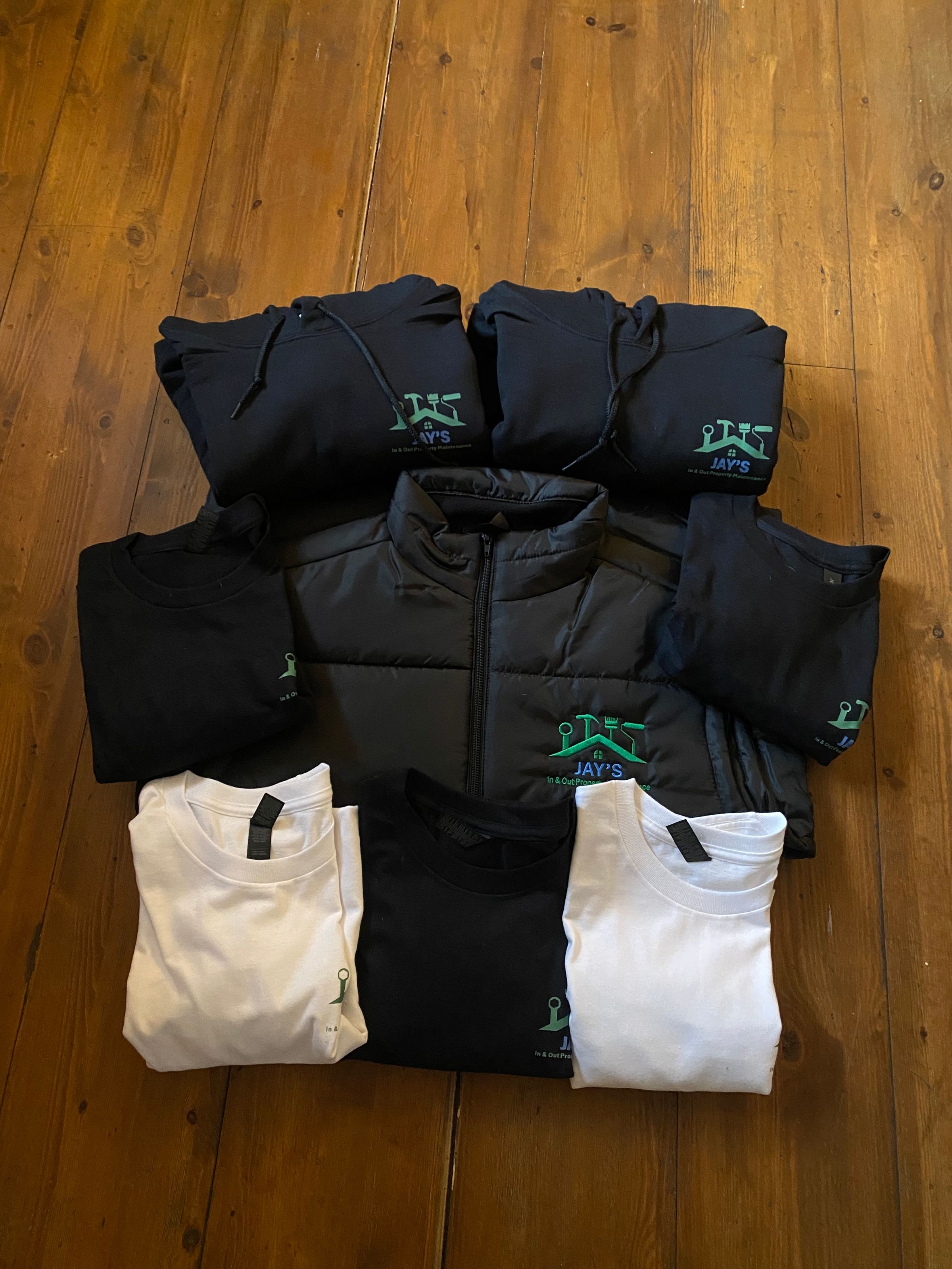 TRENDYGARMS INK's image