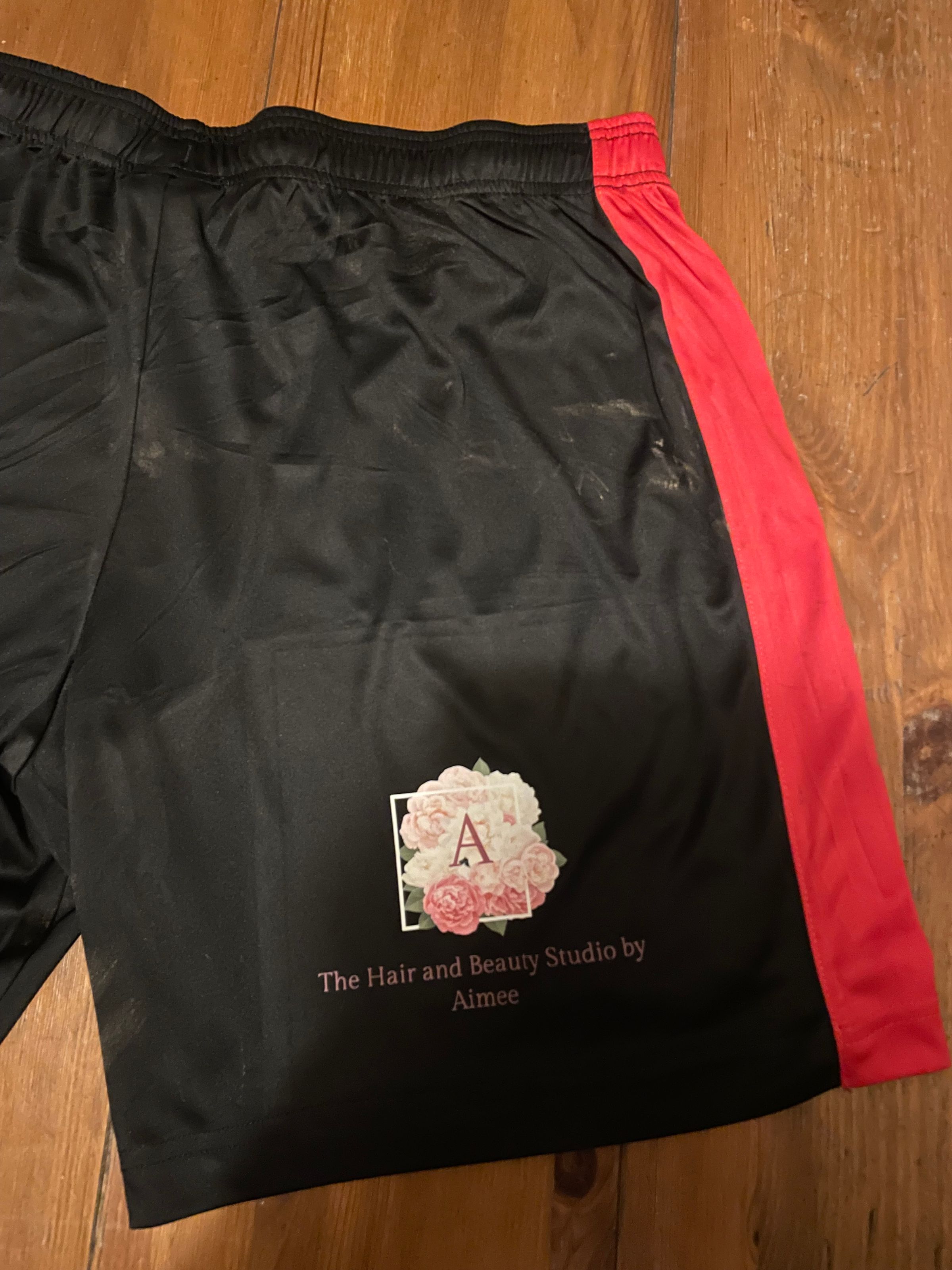 TRENDYGARMS INK's image