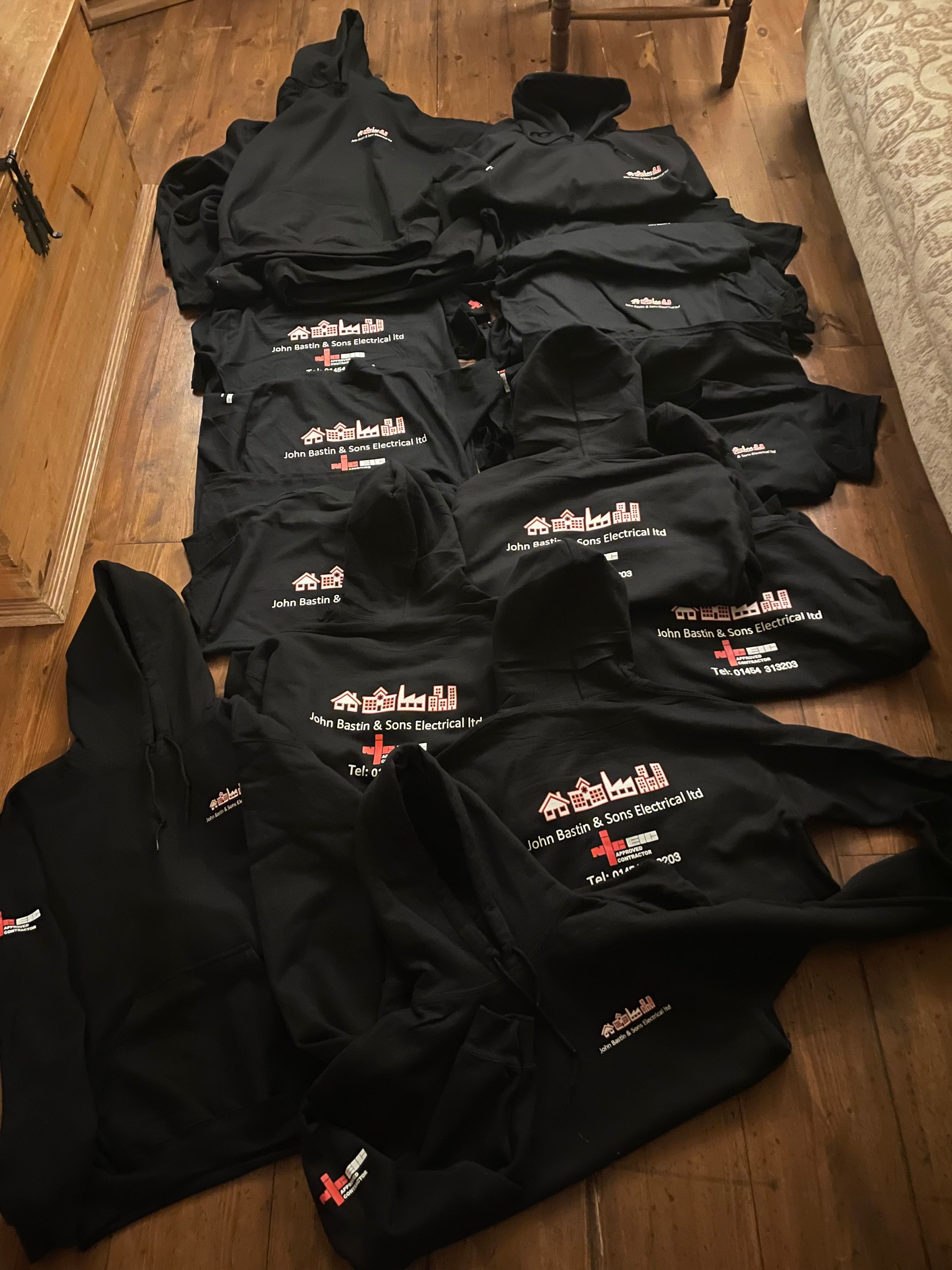 TRENDYGARMS INK's image