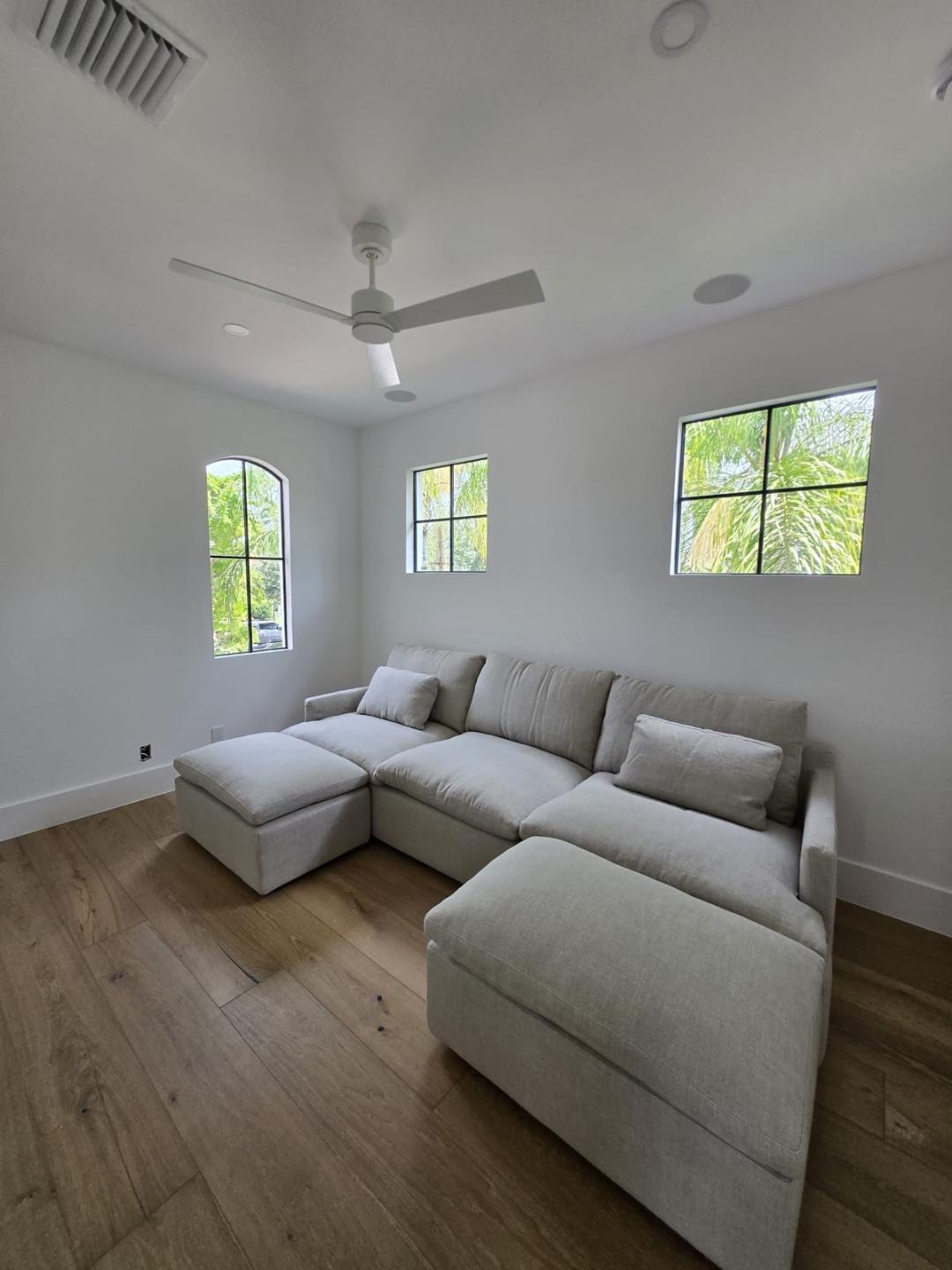 Top Notch Window & Door 's image
