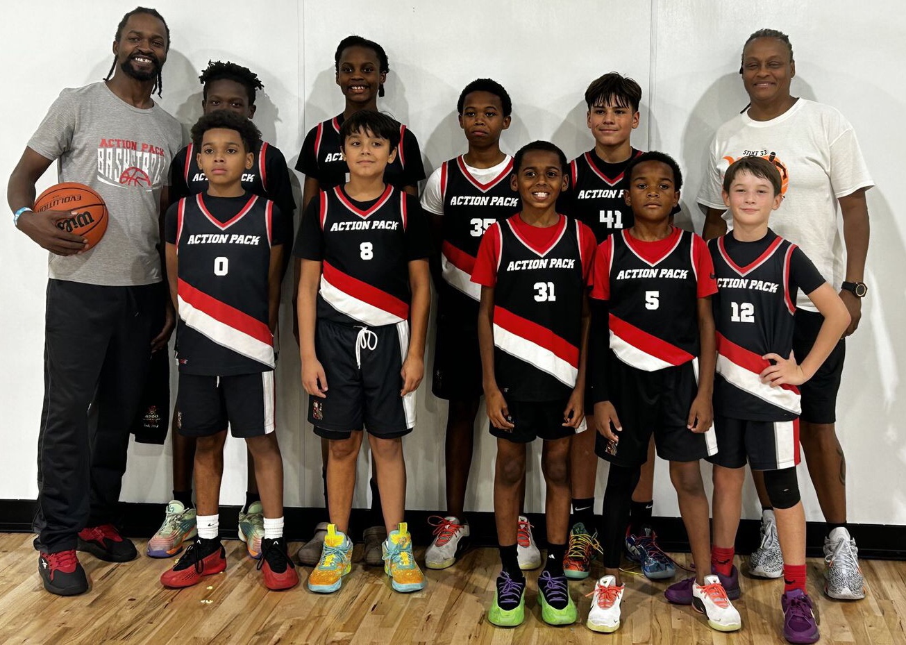 AP Lonestar Champs alongside former 3x WNBA all-star, Andrea Stinson 