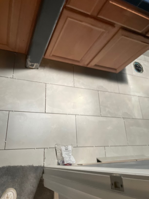 Dove Gray Tile 12x24 Setting (Pre Grout)