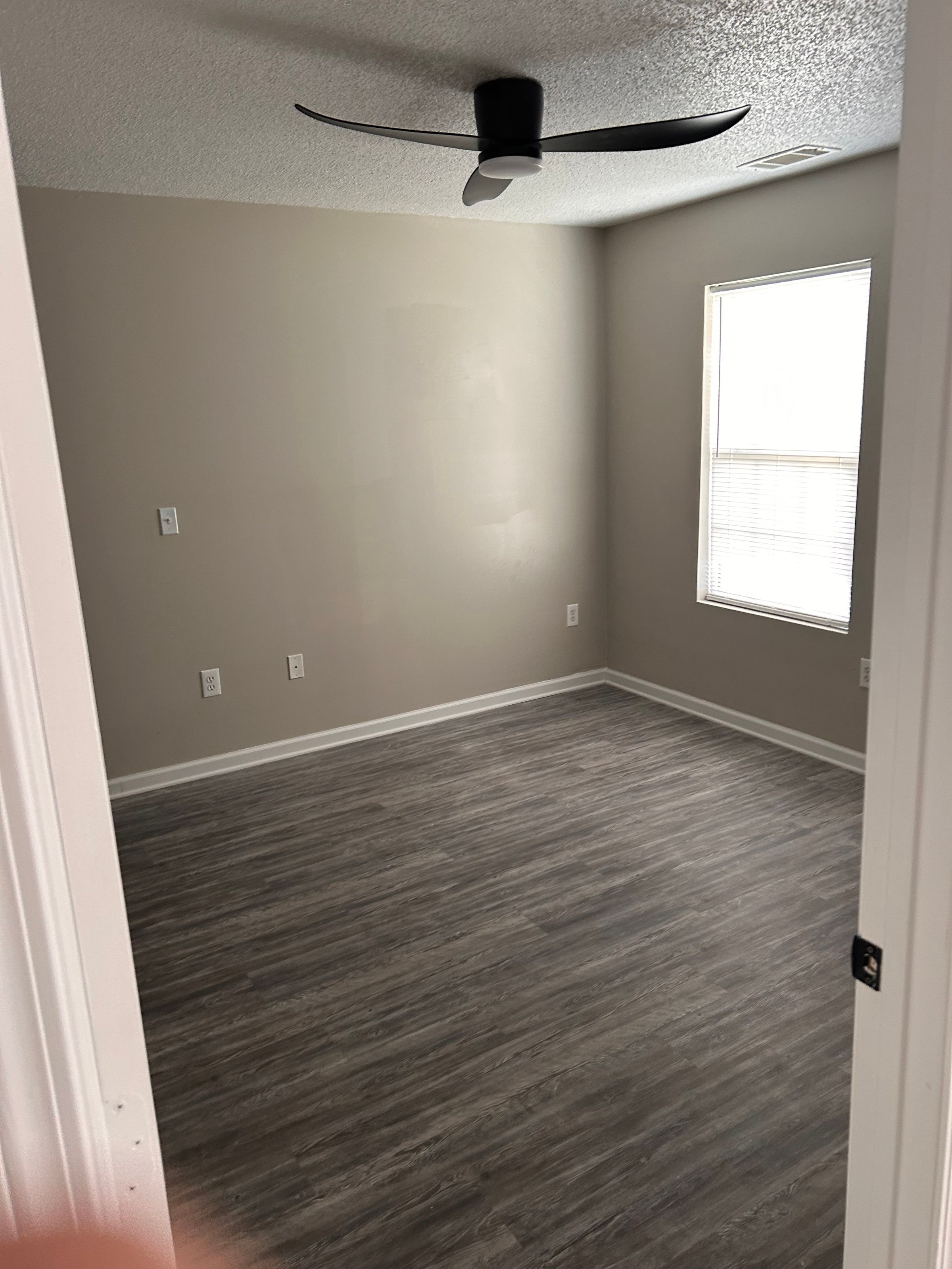 Lowcountry fix-it services, LLC's image