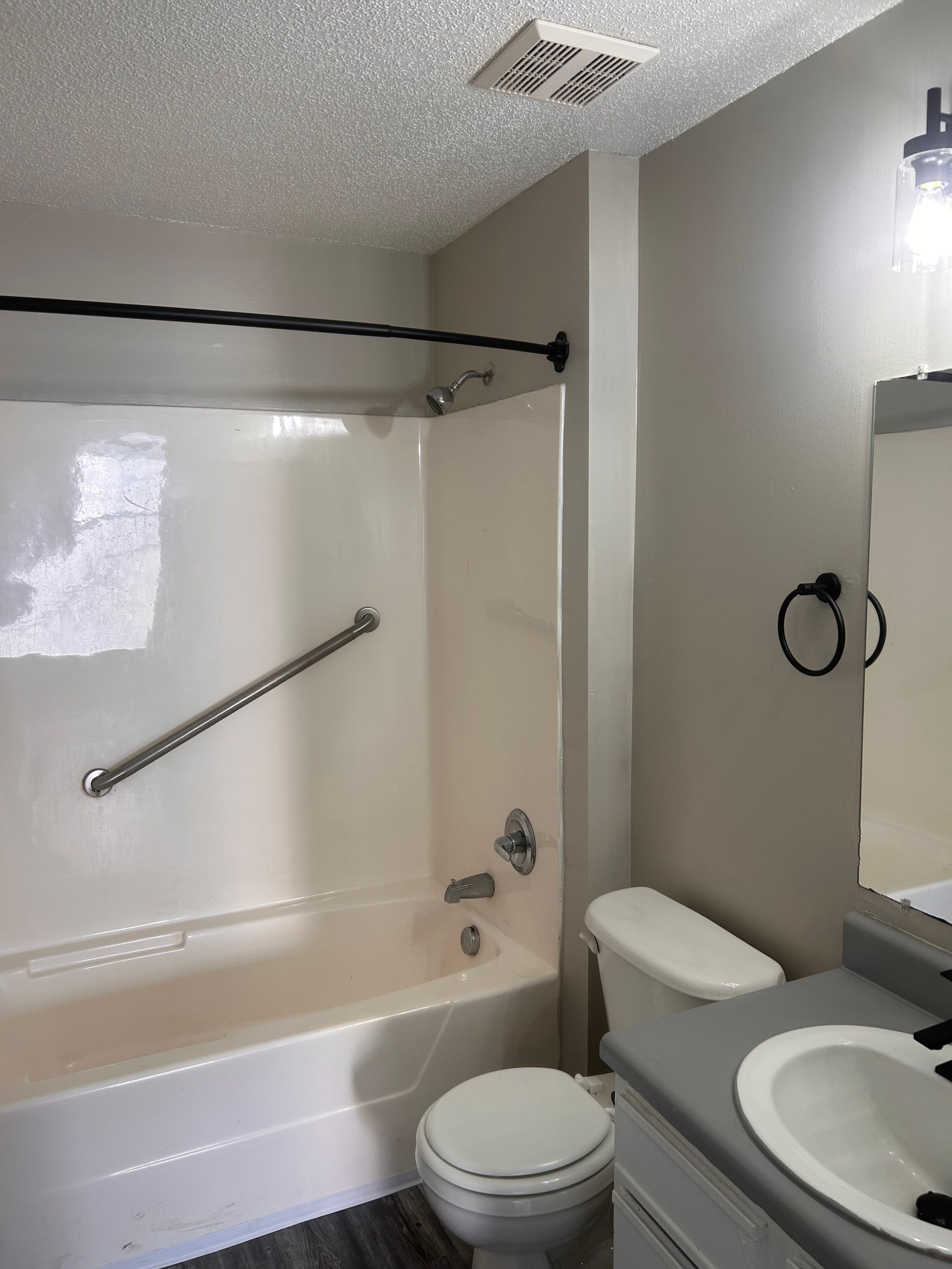 Lowcountry fix-it services, LLC's image