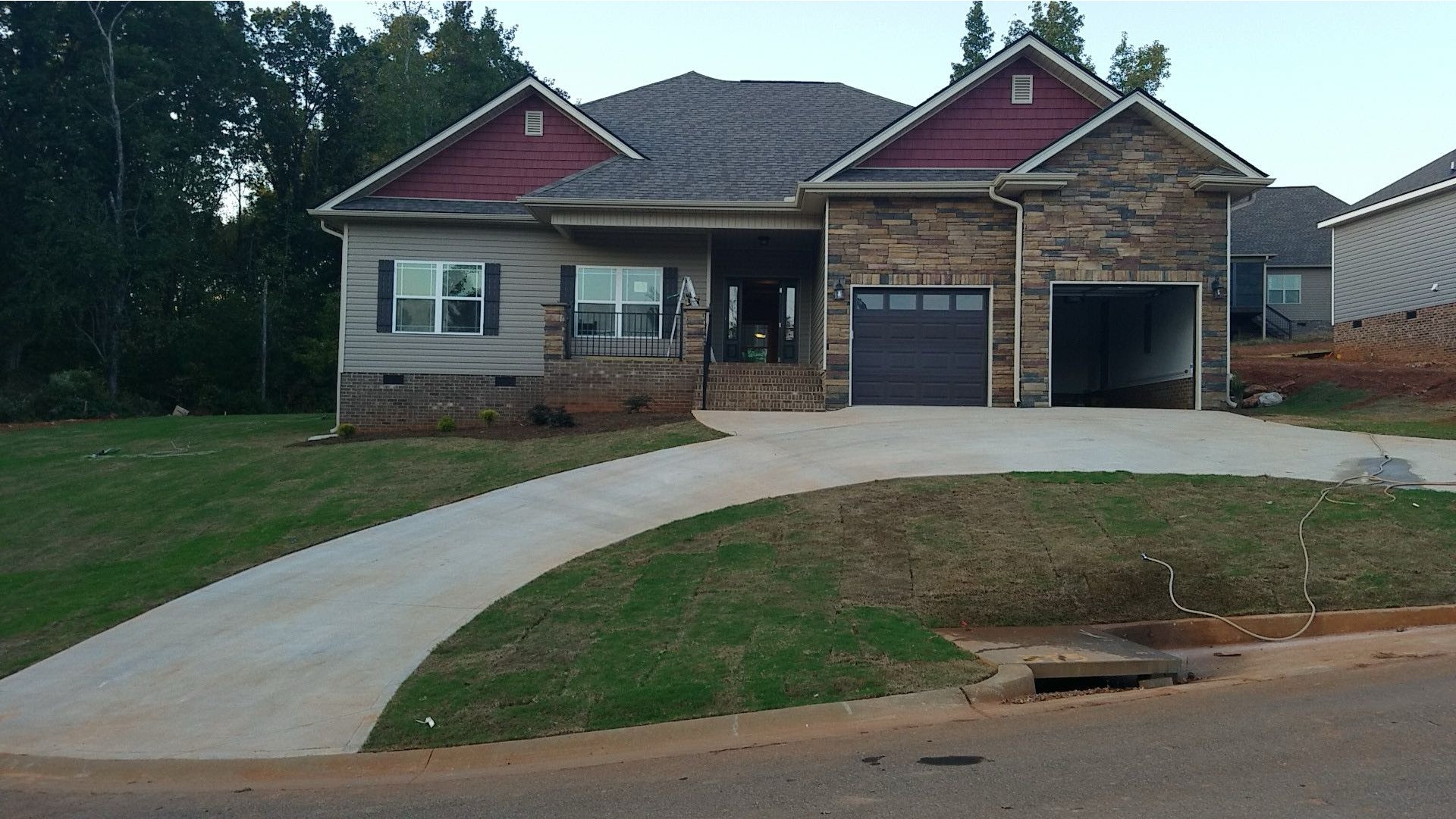 Lowcountry fix-it services, LLC's image