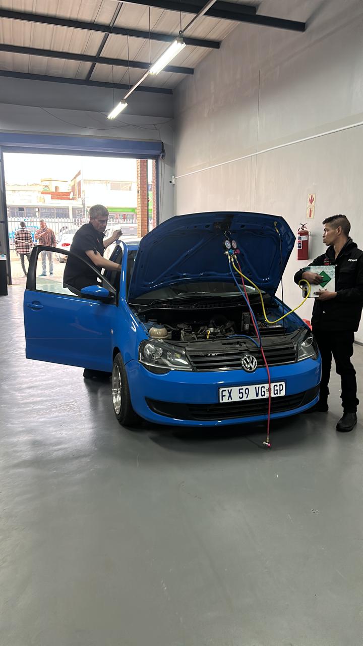 Air-conditioner Re gassing