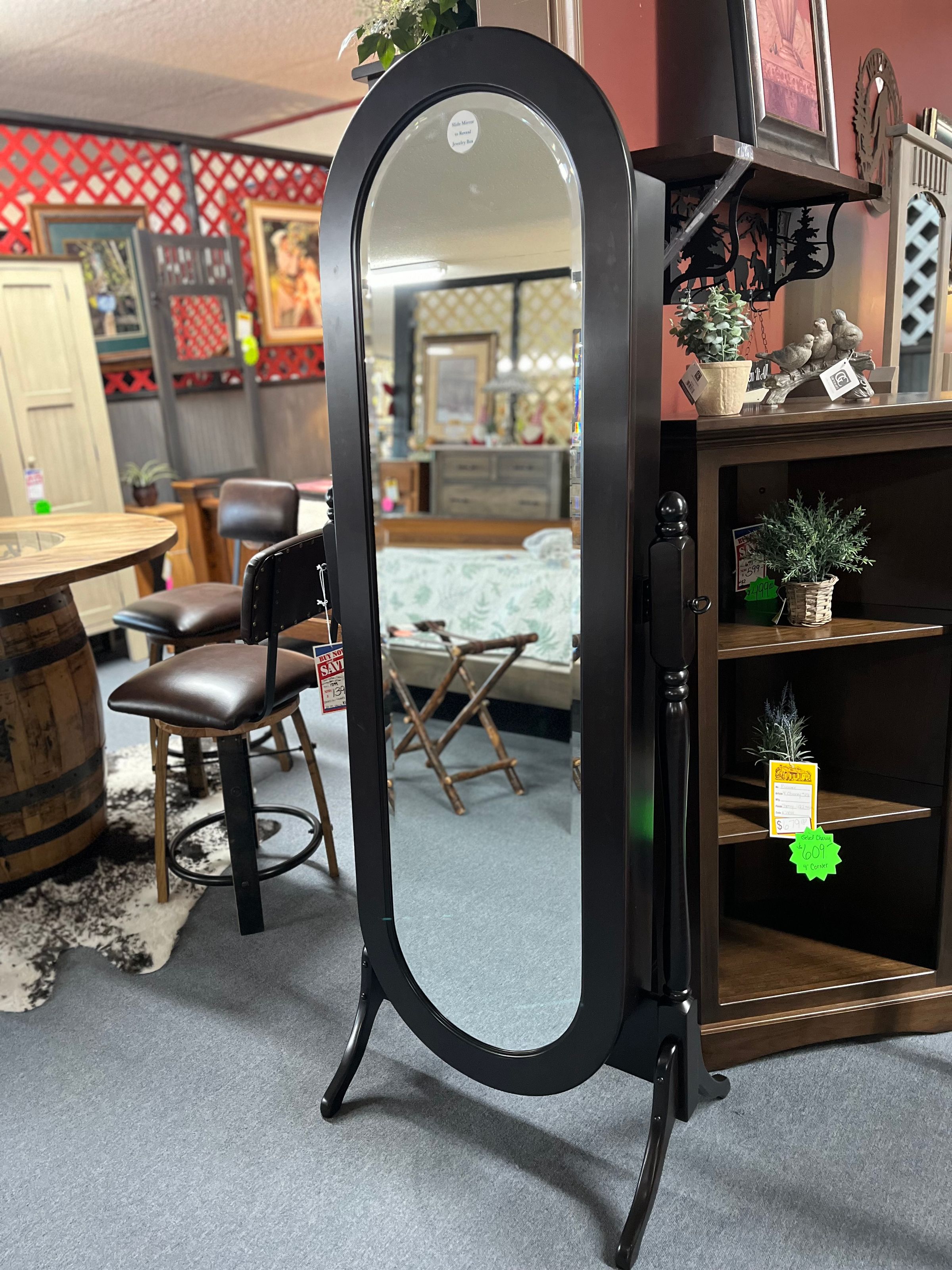 Amish and Sofa City Outlet's image