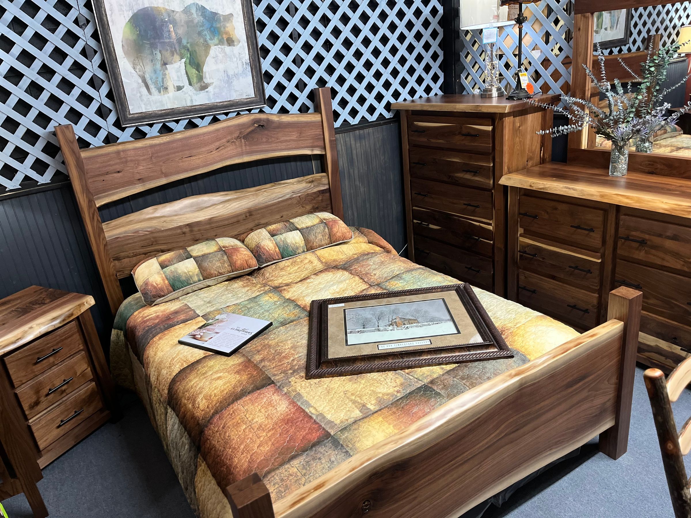 Amish and Sofa City Outlet's image
