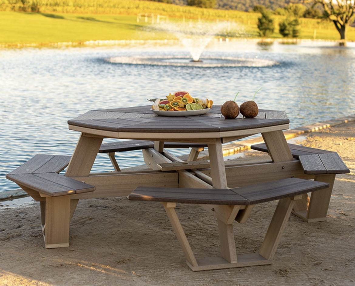 Amish and Sofa City Outlet's image