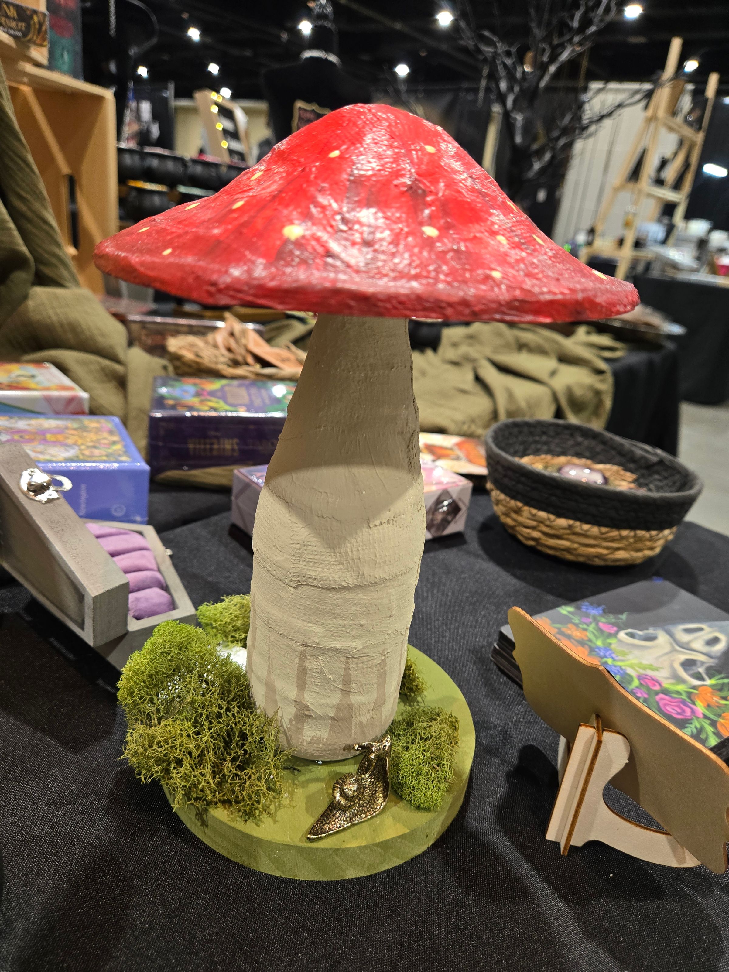 Mushroom lamp
