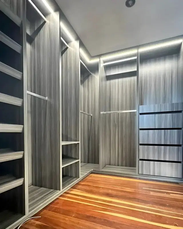 Aurella Interiors's image