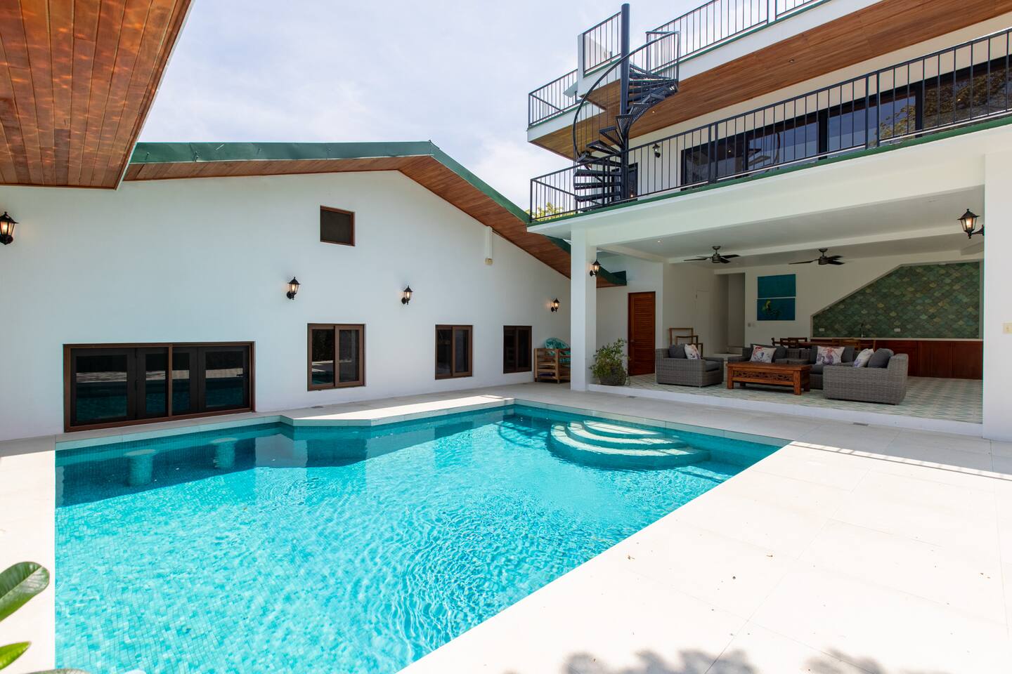 Gecko Architecture Tropical Modern Architecture's image