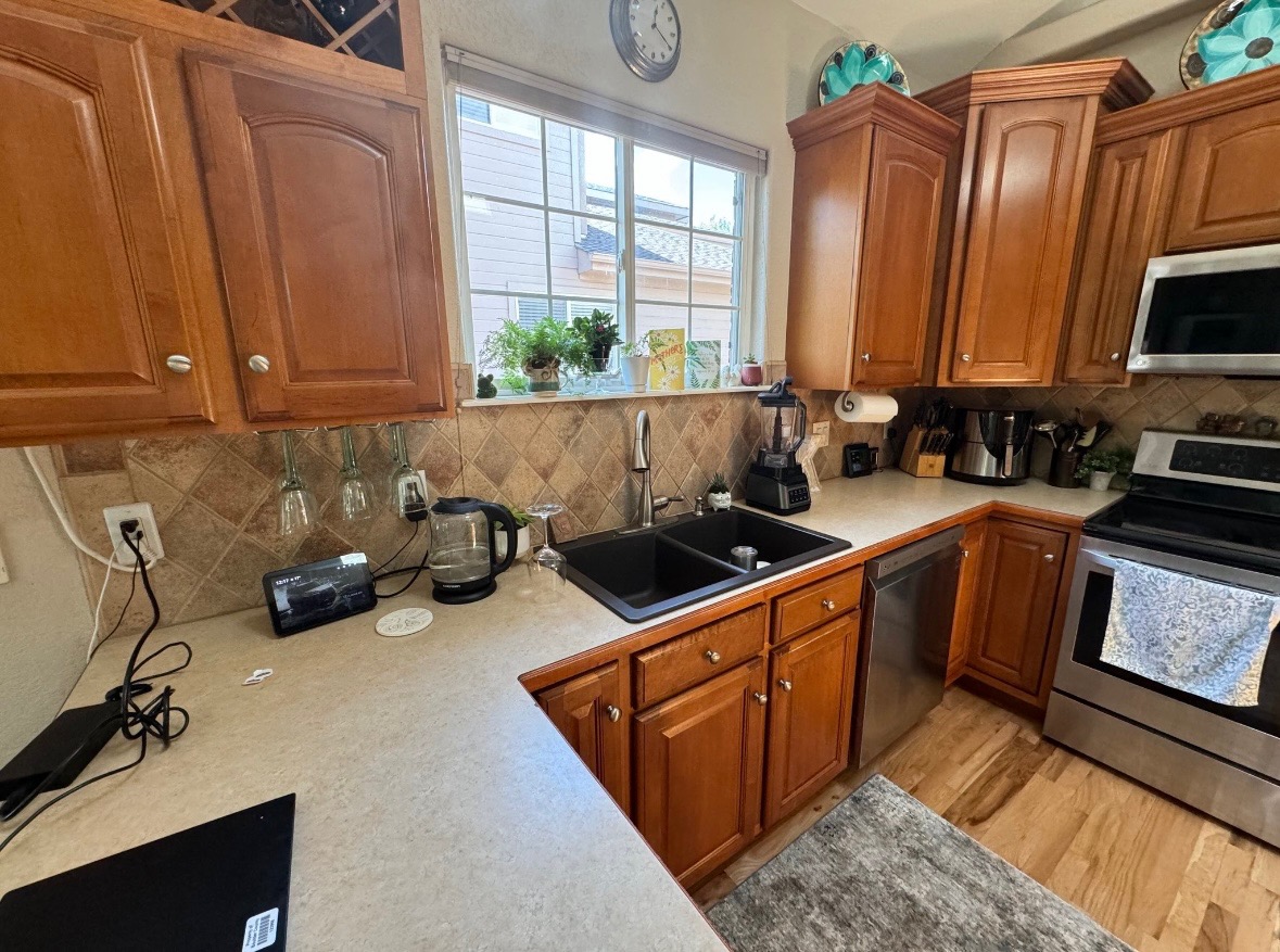 Before kitchen cabinets