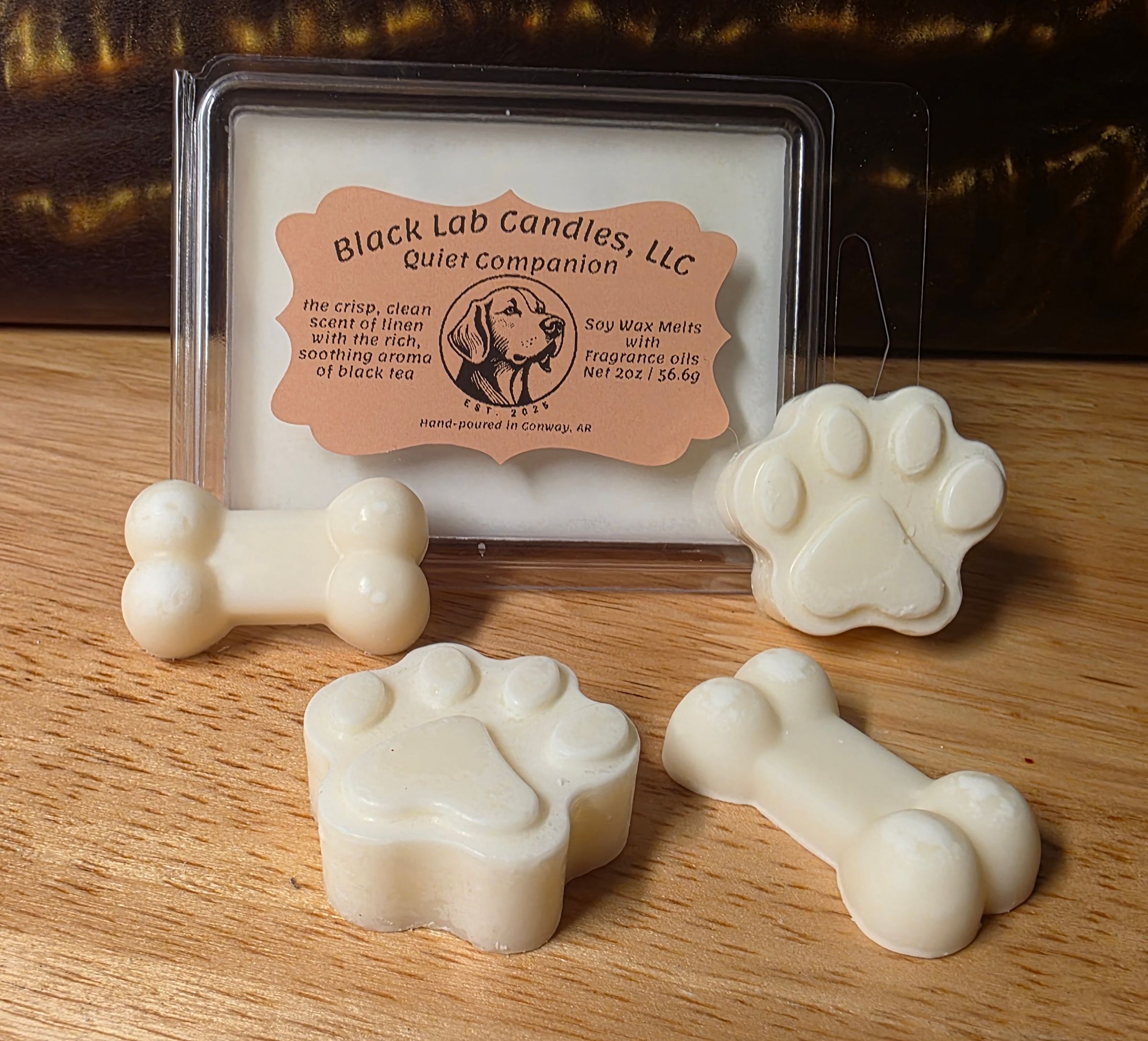 Quiet Companion-the crisp, clean scent of linen with the rich, soothing aroma of black tea