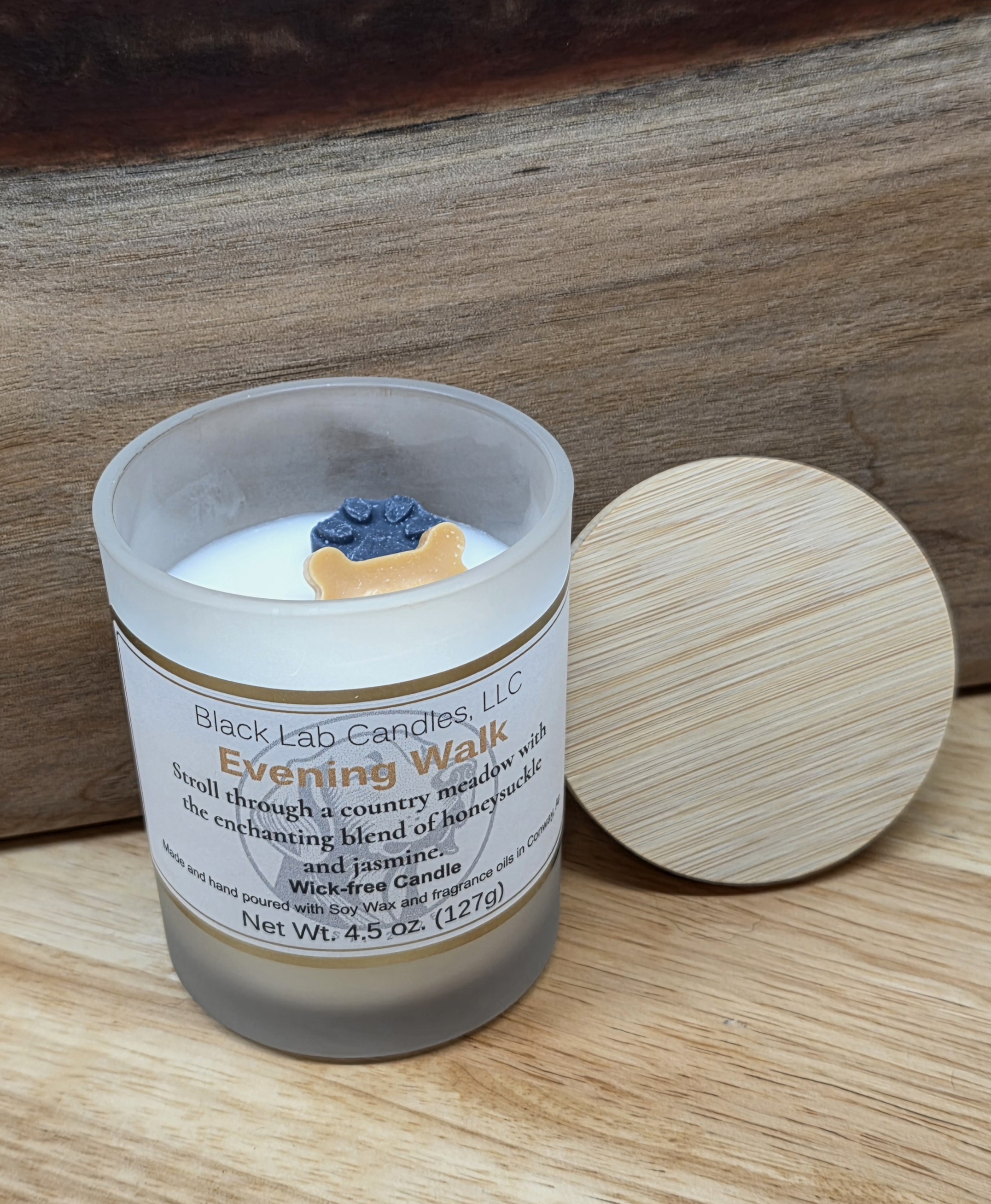 Evening Walk- stroll through a country meadow with the enchanting blend of honeysuckle and jasmine
