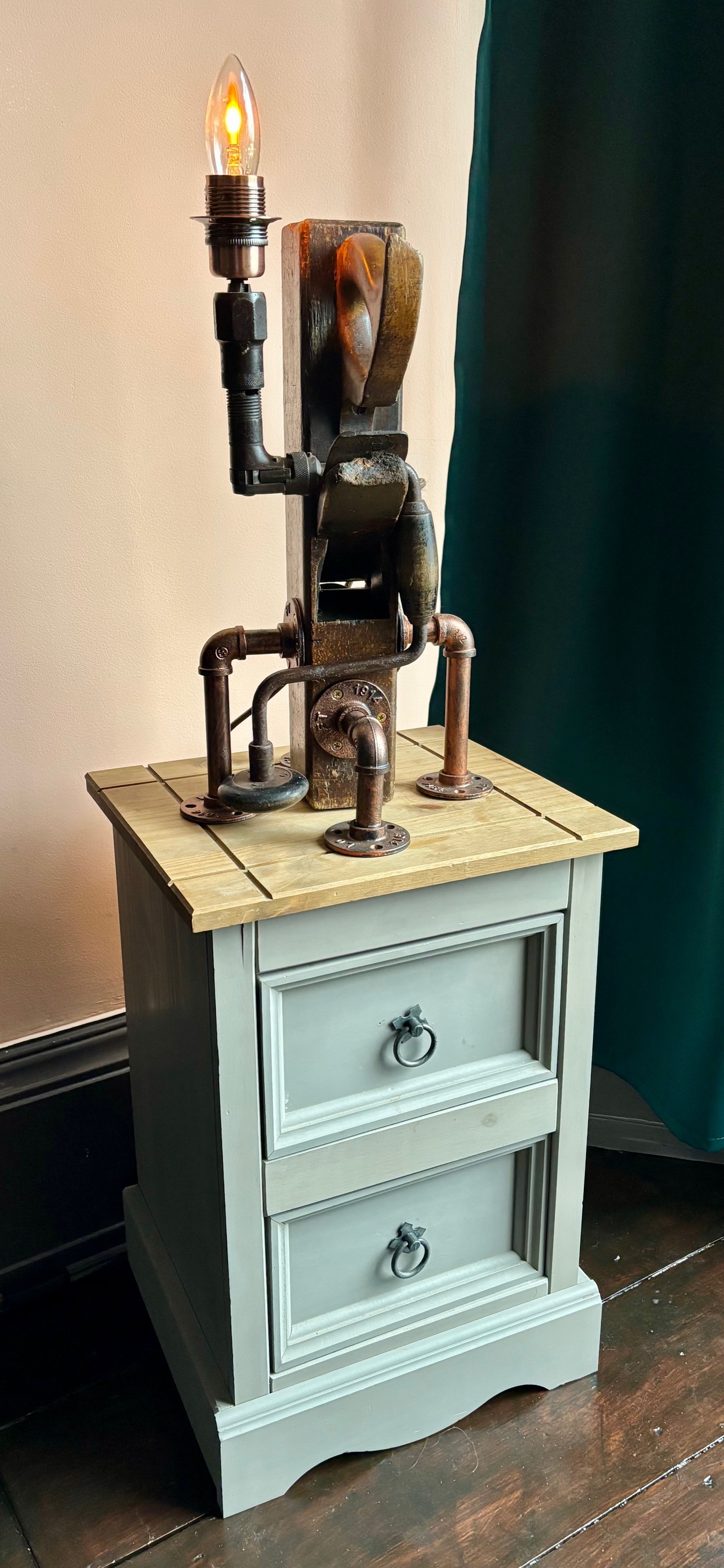 Carpenters lamp - £129.
