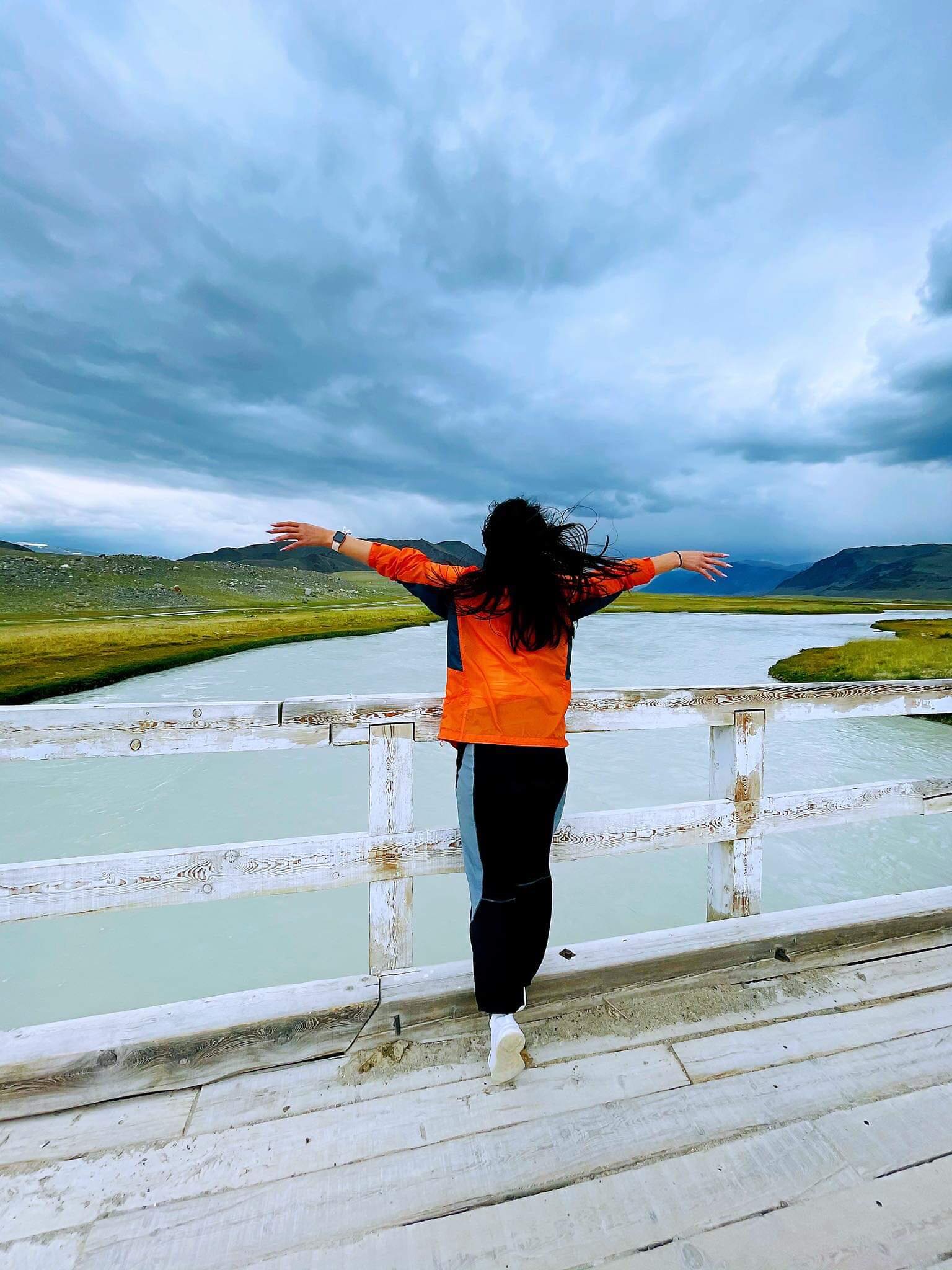 Сүүн голын гүүр