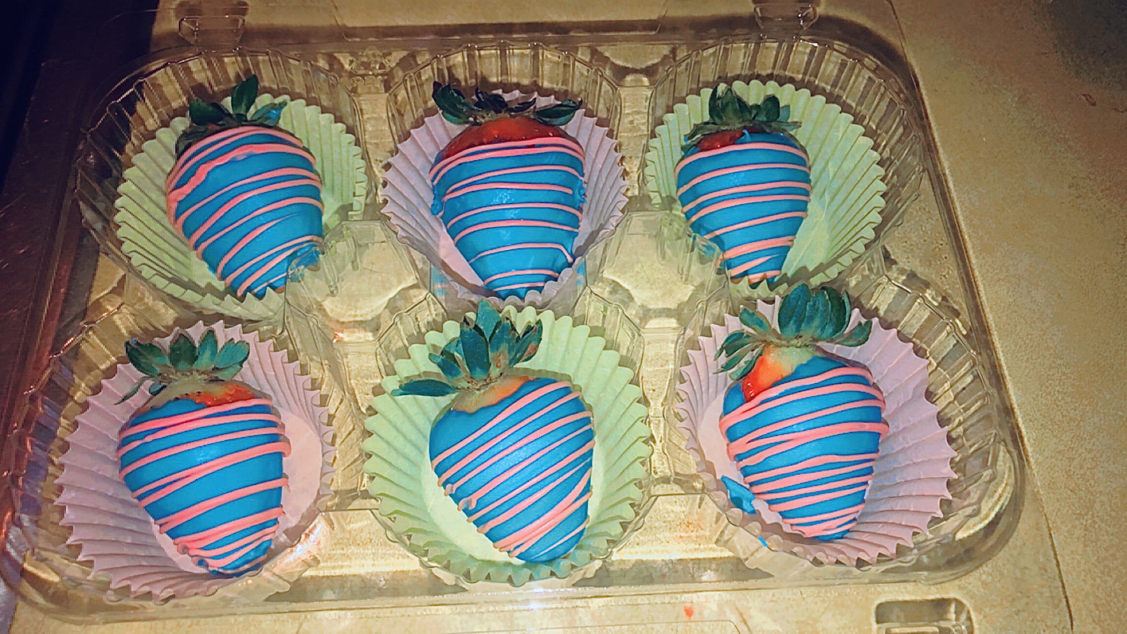 Custom Dipped Strawberries 