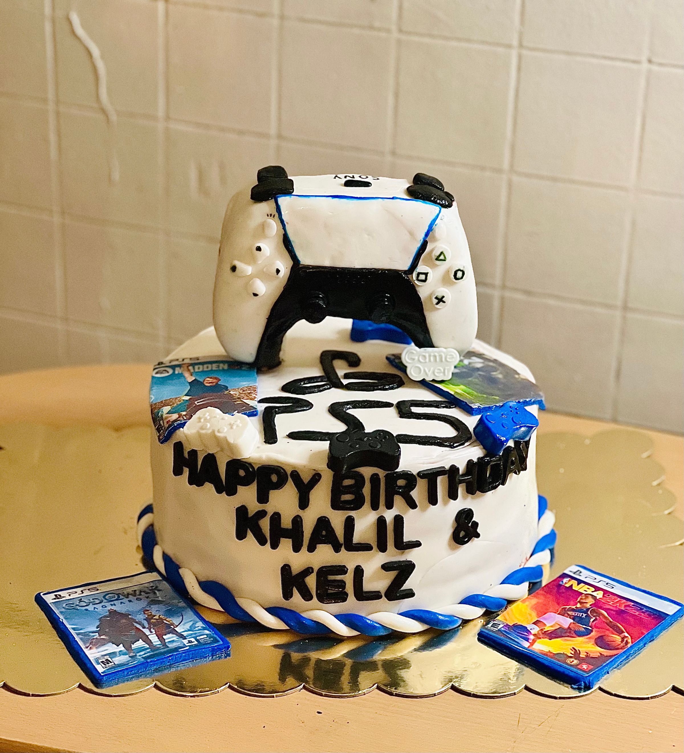 PS5 Cake