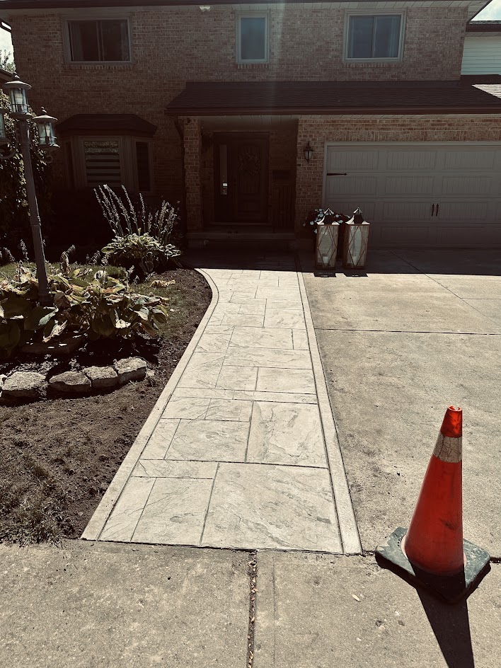 Cambridge Hardscapes's image