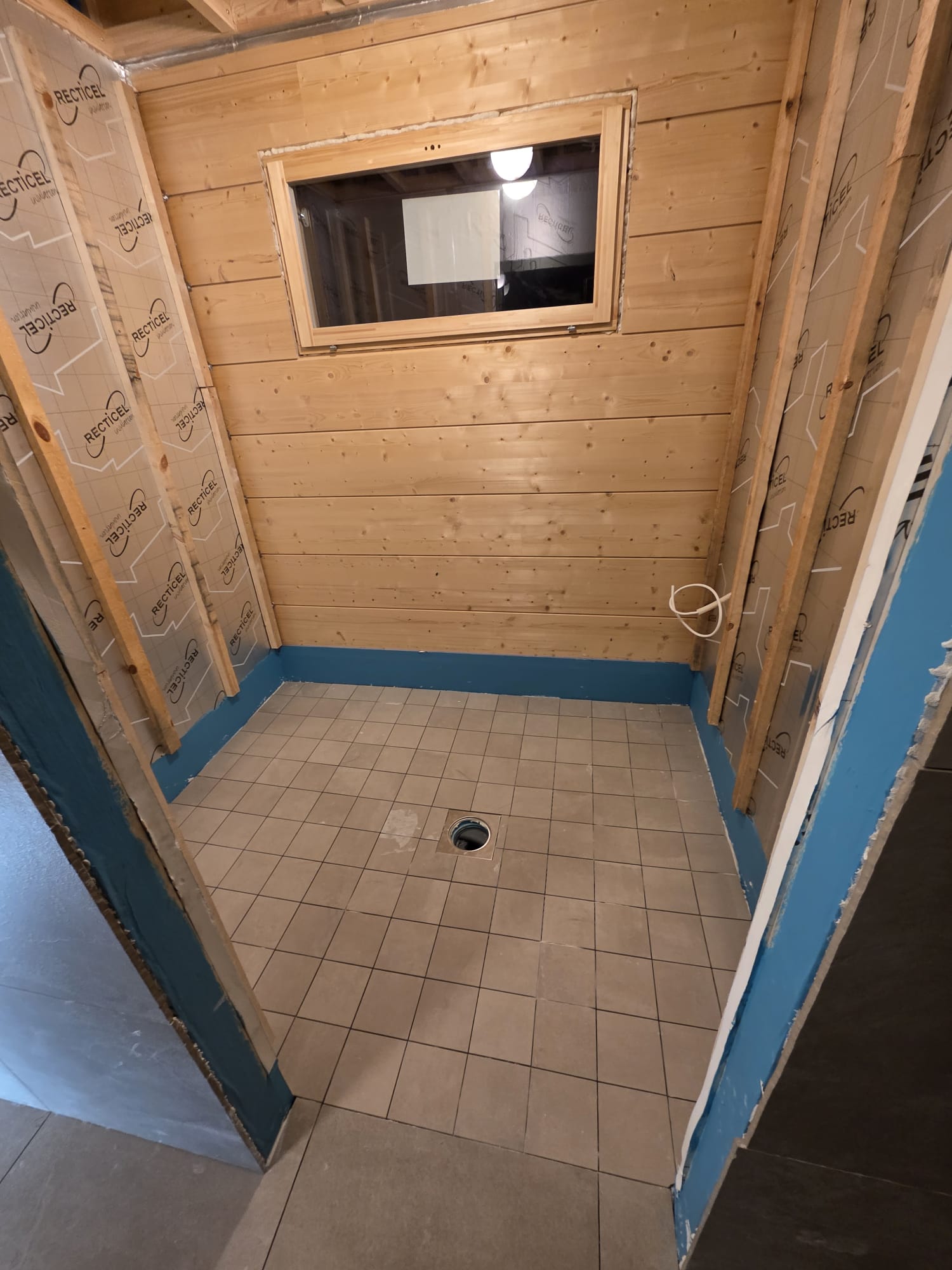 Laadukkaat rakennus ja laatoitustyöt | Saneeraus Penttilä's image